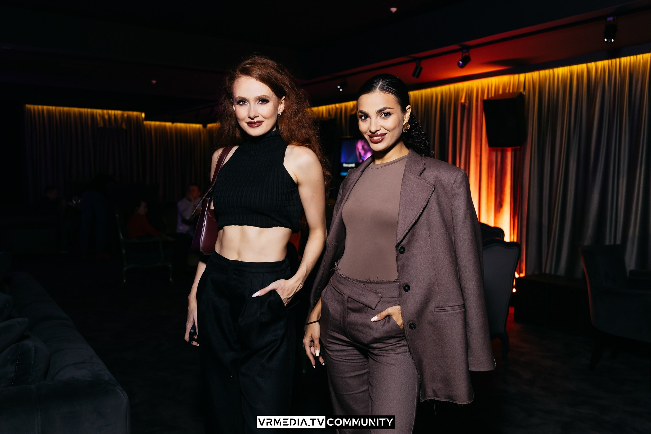 Вечер в караоке-баре «Volna»