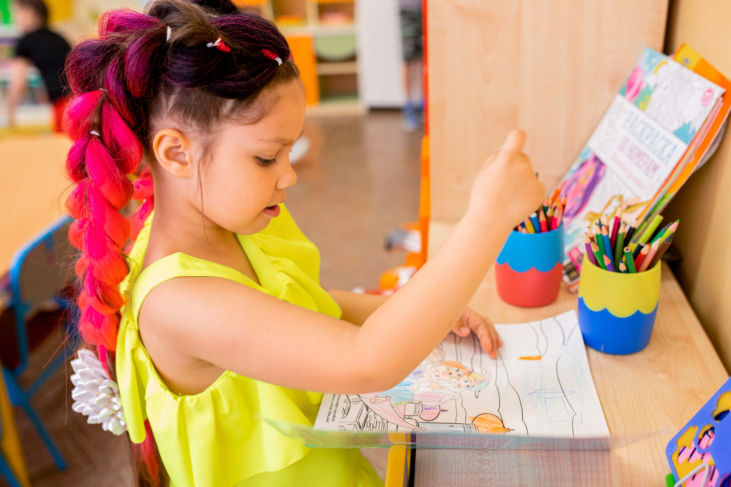 Выпускница Милена с группой. Семейный и детский фотограф город Тында Дарья