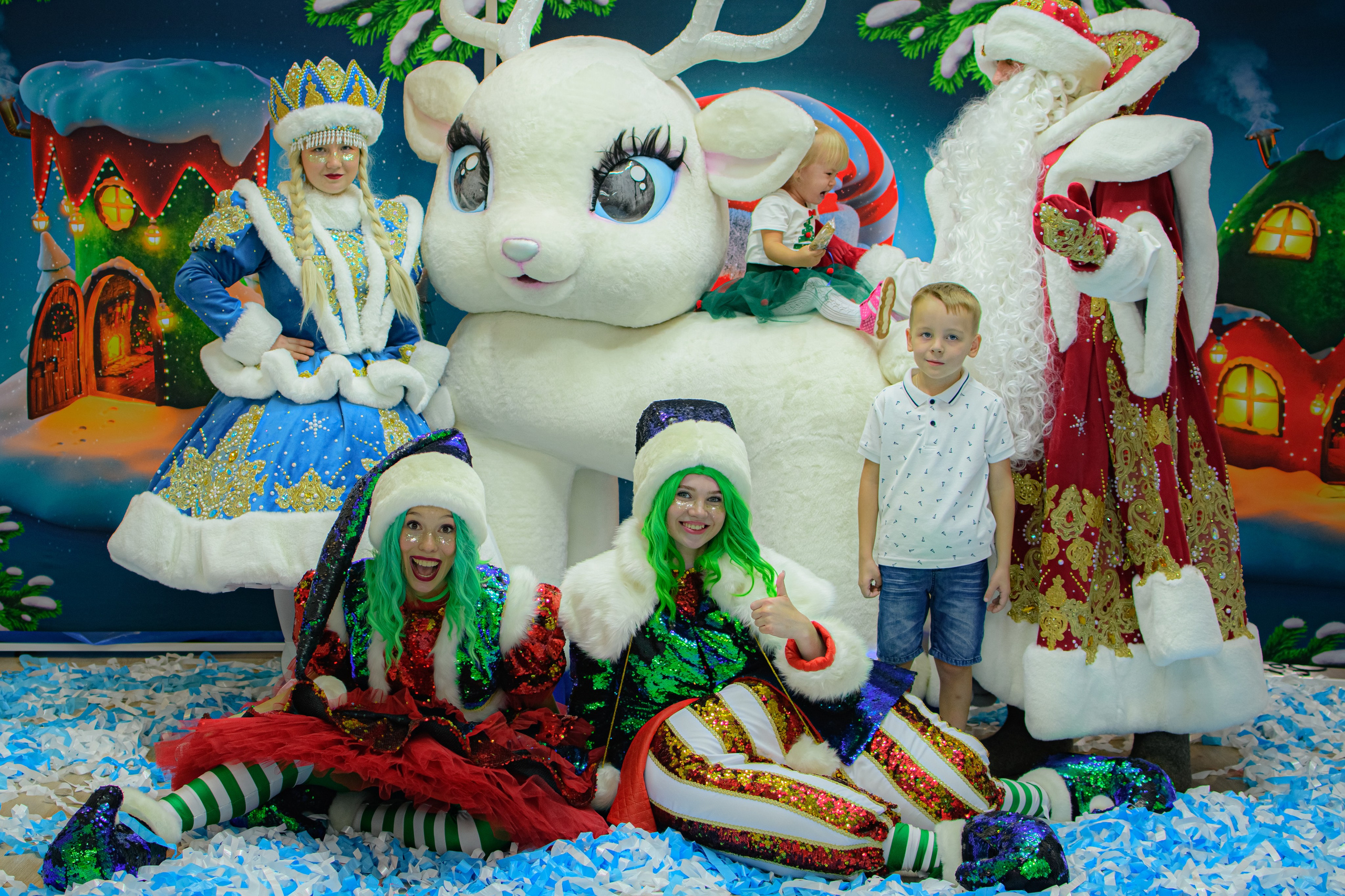 HAPPY NEW YEAR. Photokarish