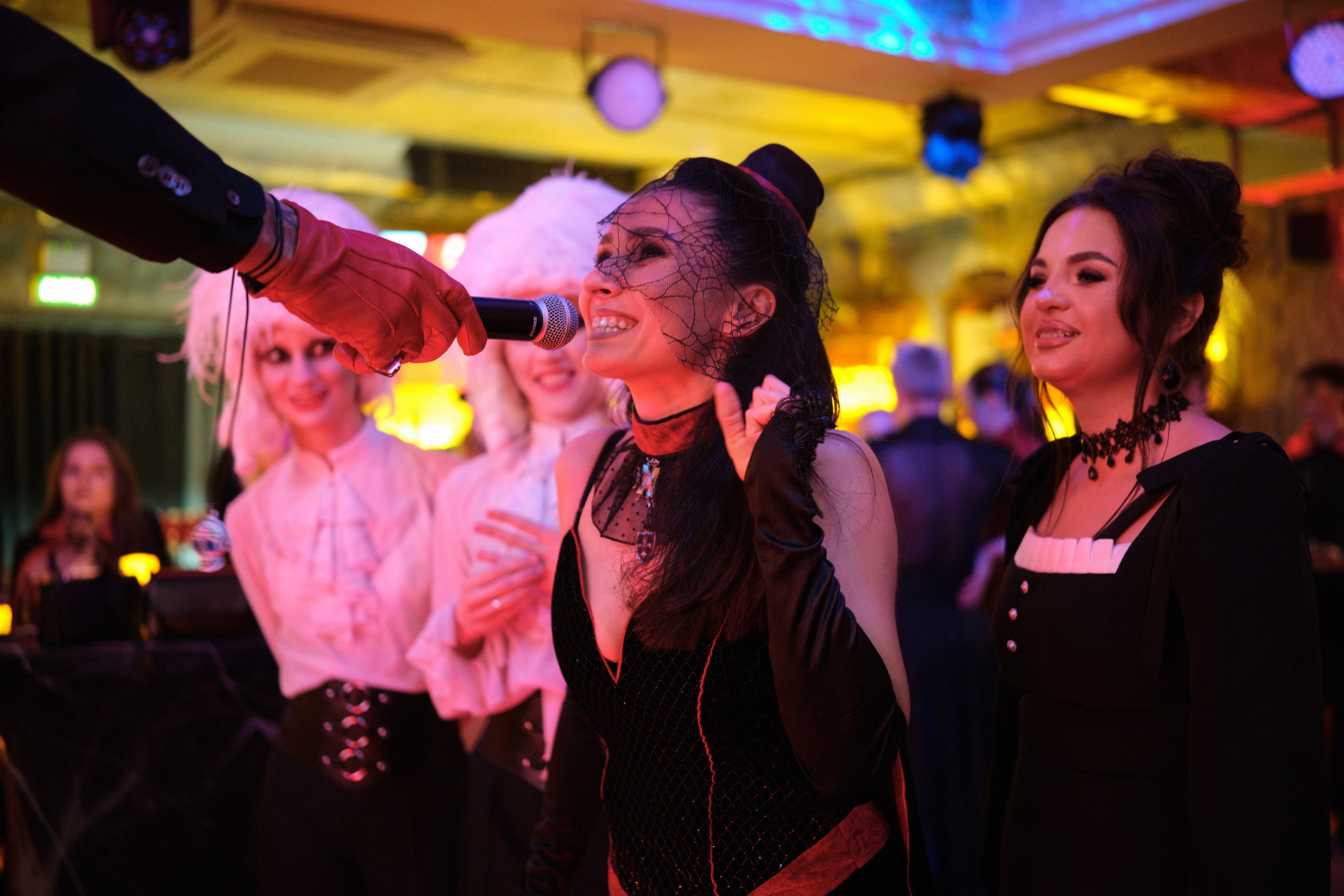 Бал вампиров в гастропабе Особняк. Репортажный фотограф Дмитрий Литвинский. Минск, Беларусь, мир