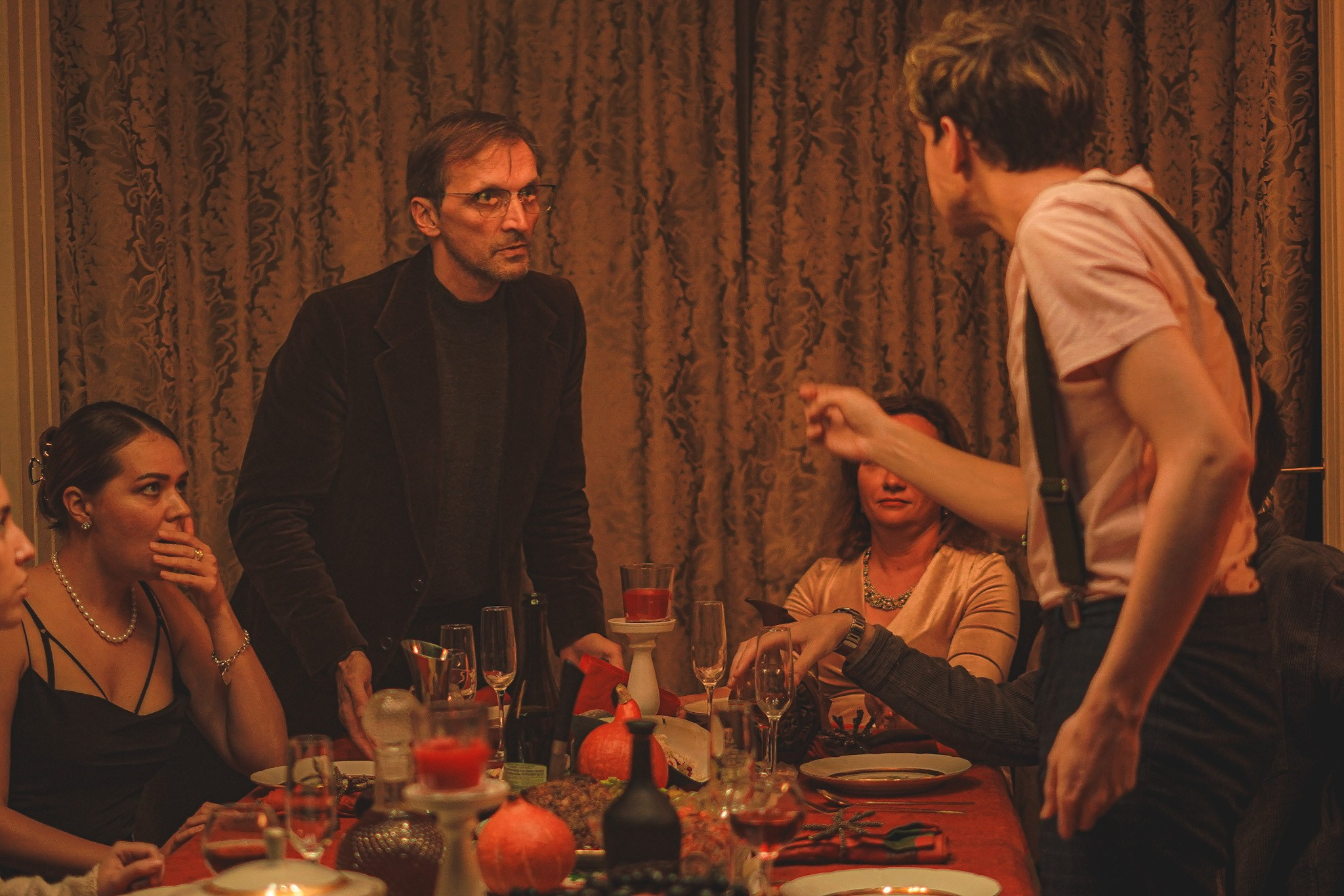 За кадром — КФ " Щелчок ". Beardy Pix