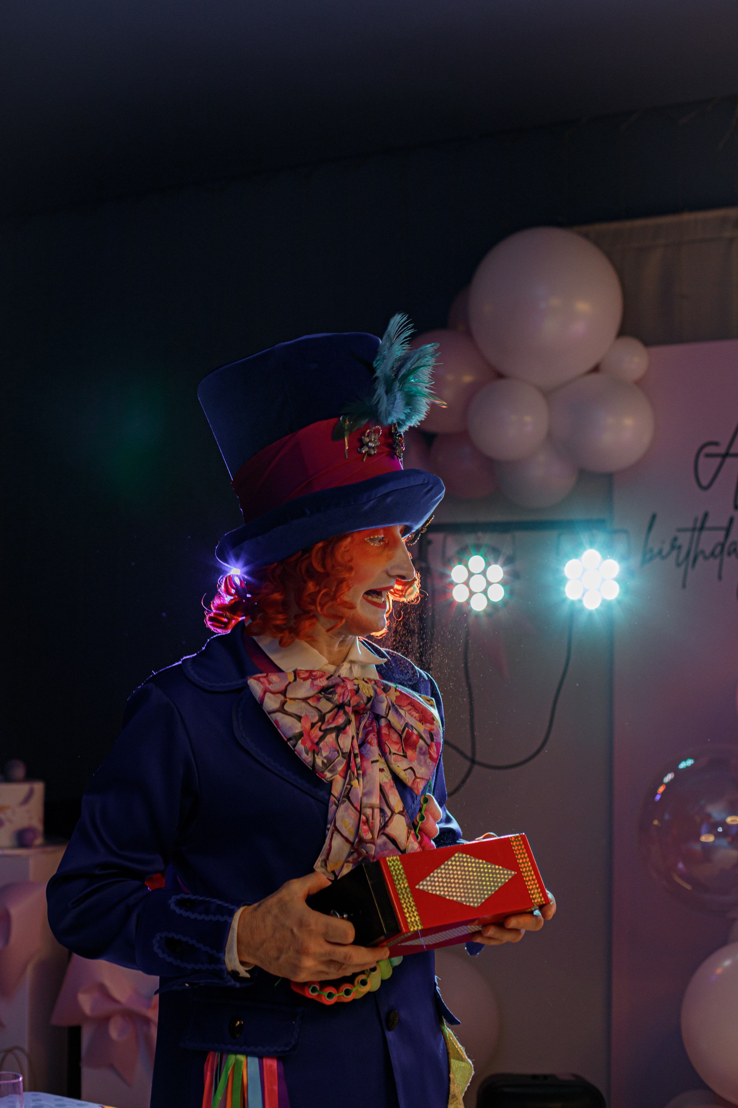 ASIA'S BIRTHDAY PARTY. Photokarish