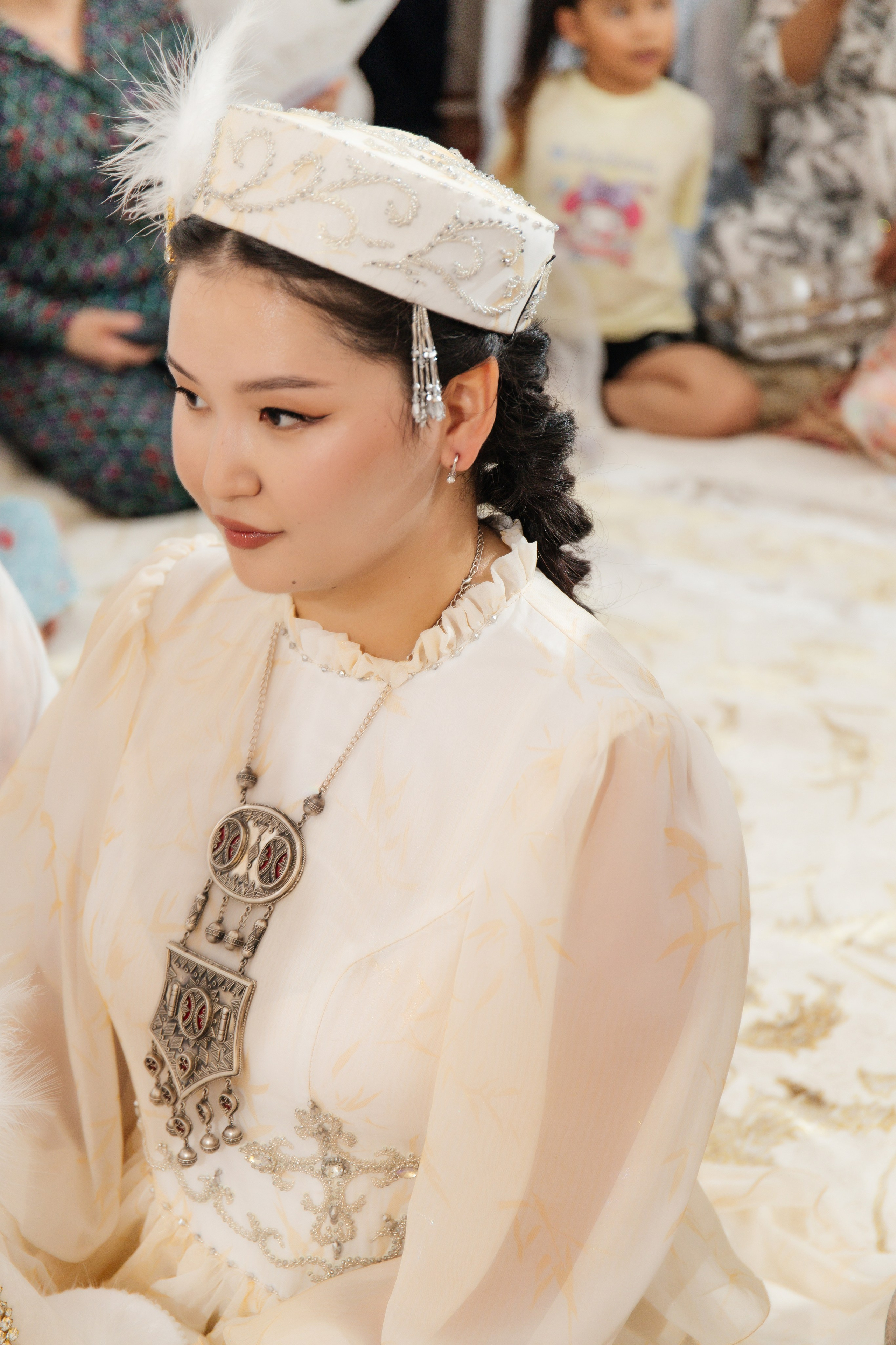 Aynur — syrğa salu. Wedding and Love story Photographer