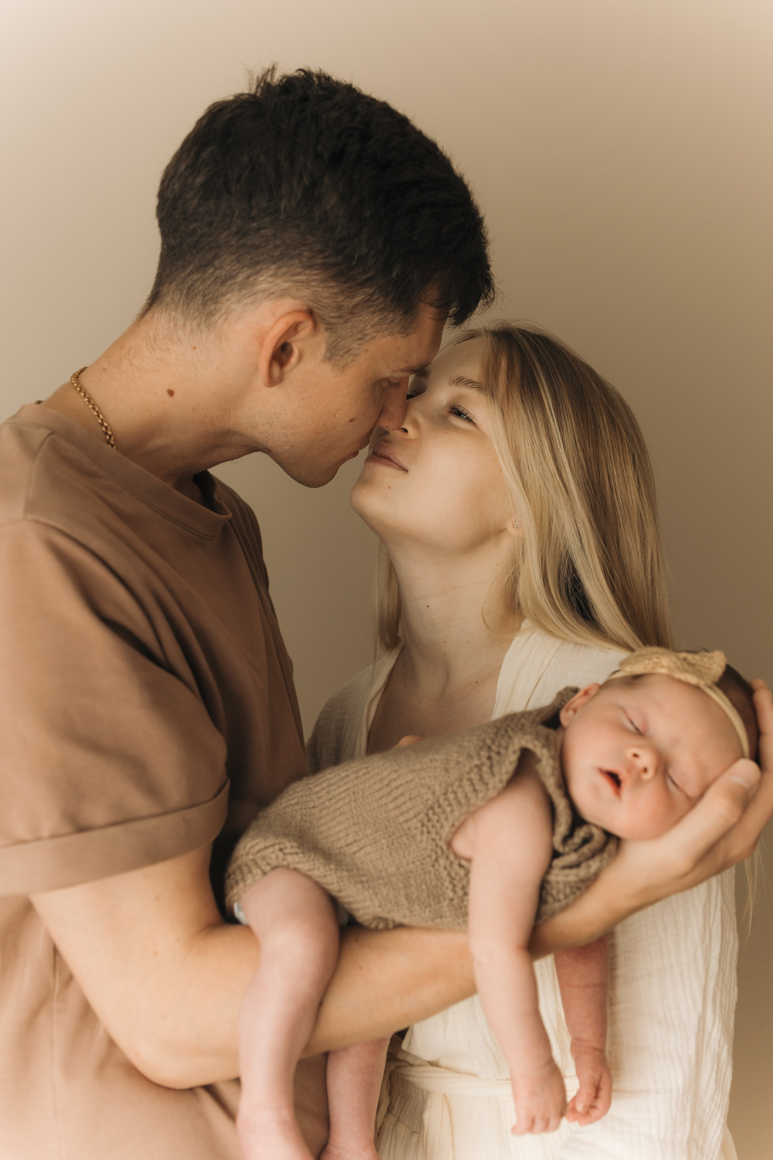 Фотосессия New born lifestyle в Краснодаре. Детский и семейный фотограф в Краснодаре и в станице Елизаветинская Олеся Стаценко