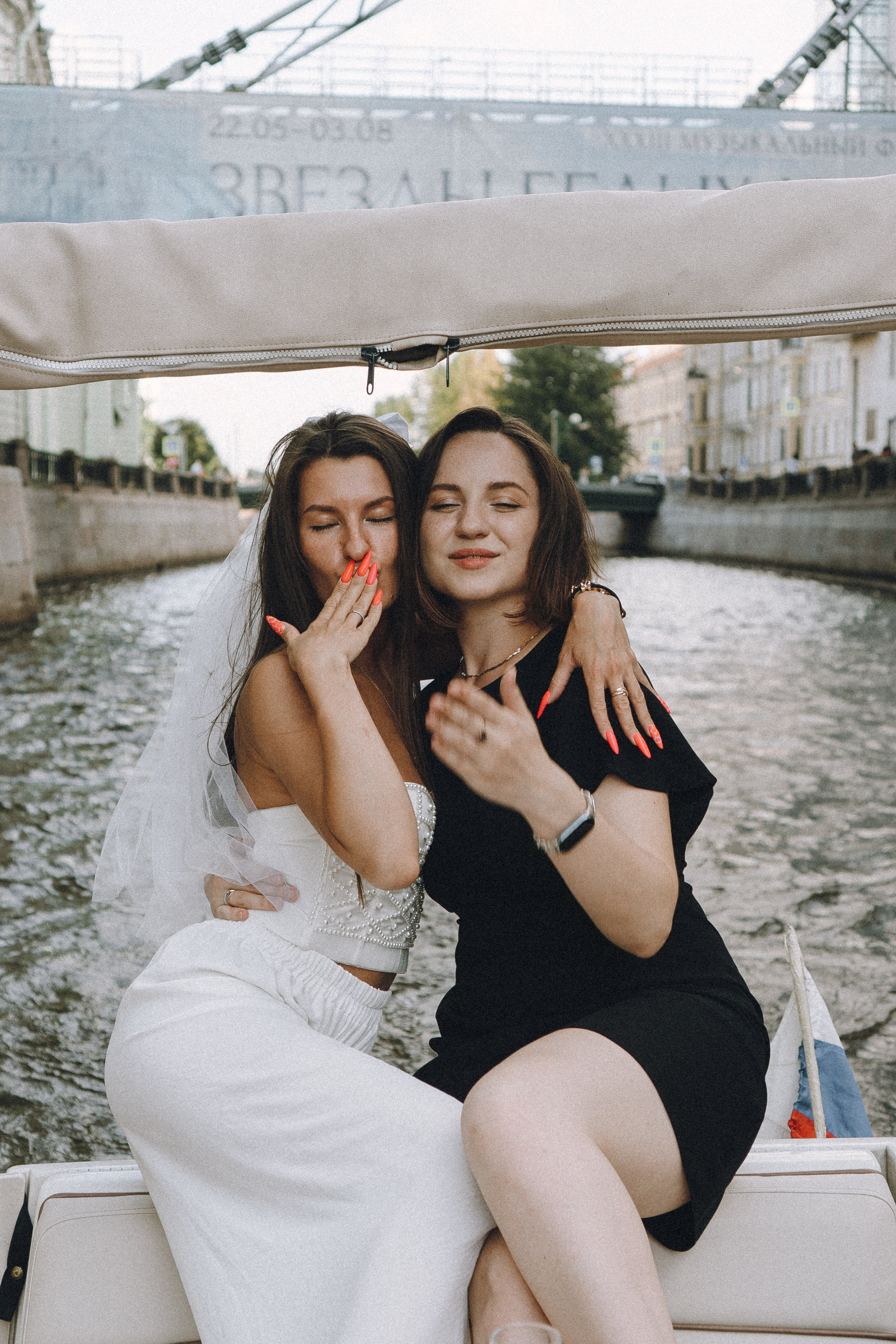 ДЕВИЧНИК НА КАТЕРЕ. Профессиональный фотограф, Санкт-Петербург — Виктория Богомолова