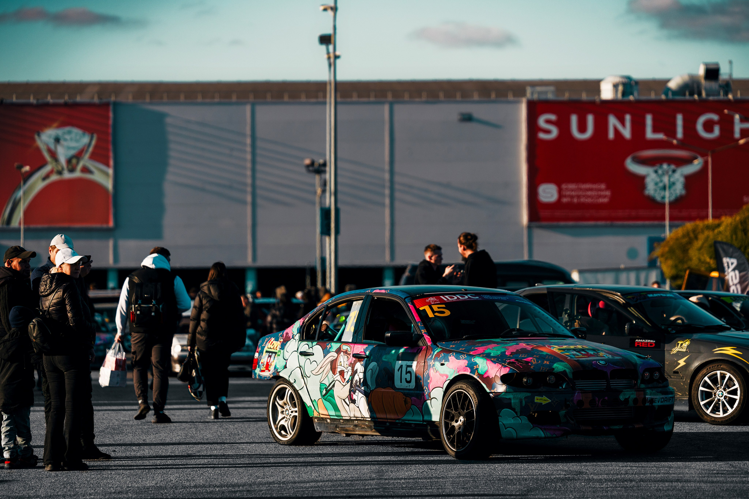 Фотографии закрытия сезона 2025 VibeSide — дрифт и автошоу у МЕГА Дыбенко, Санкт-Петербург