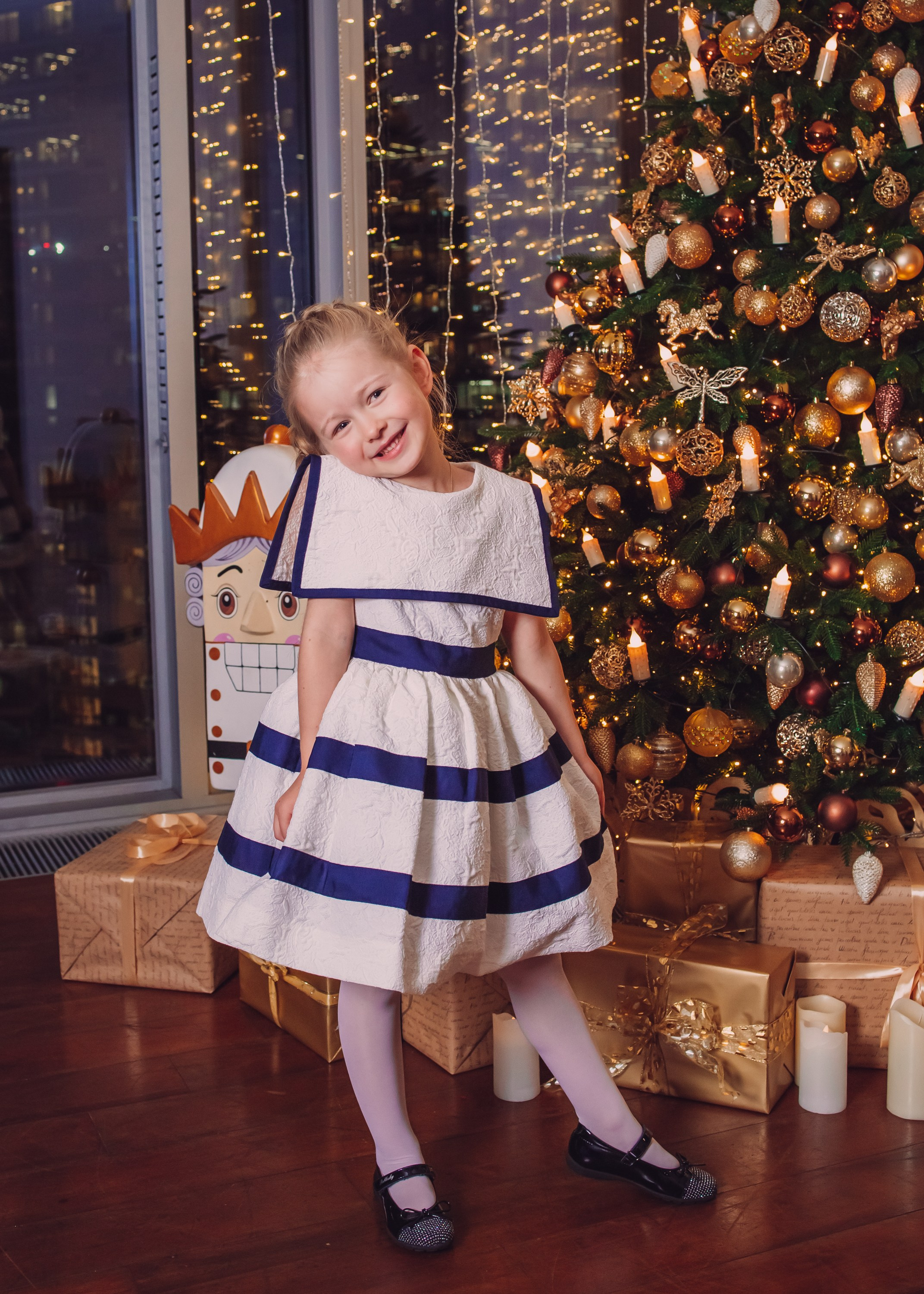 Новогодняя съемка в студии Алеси Марии. Агенство фотографов под любой запрос. Москва