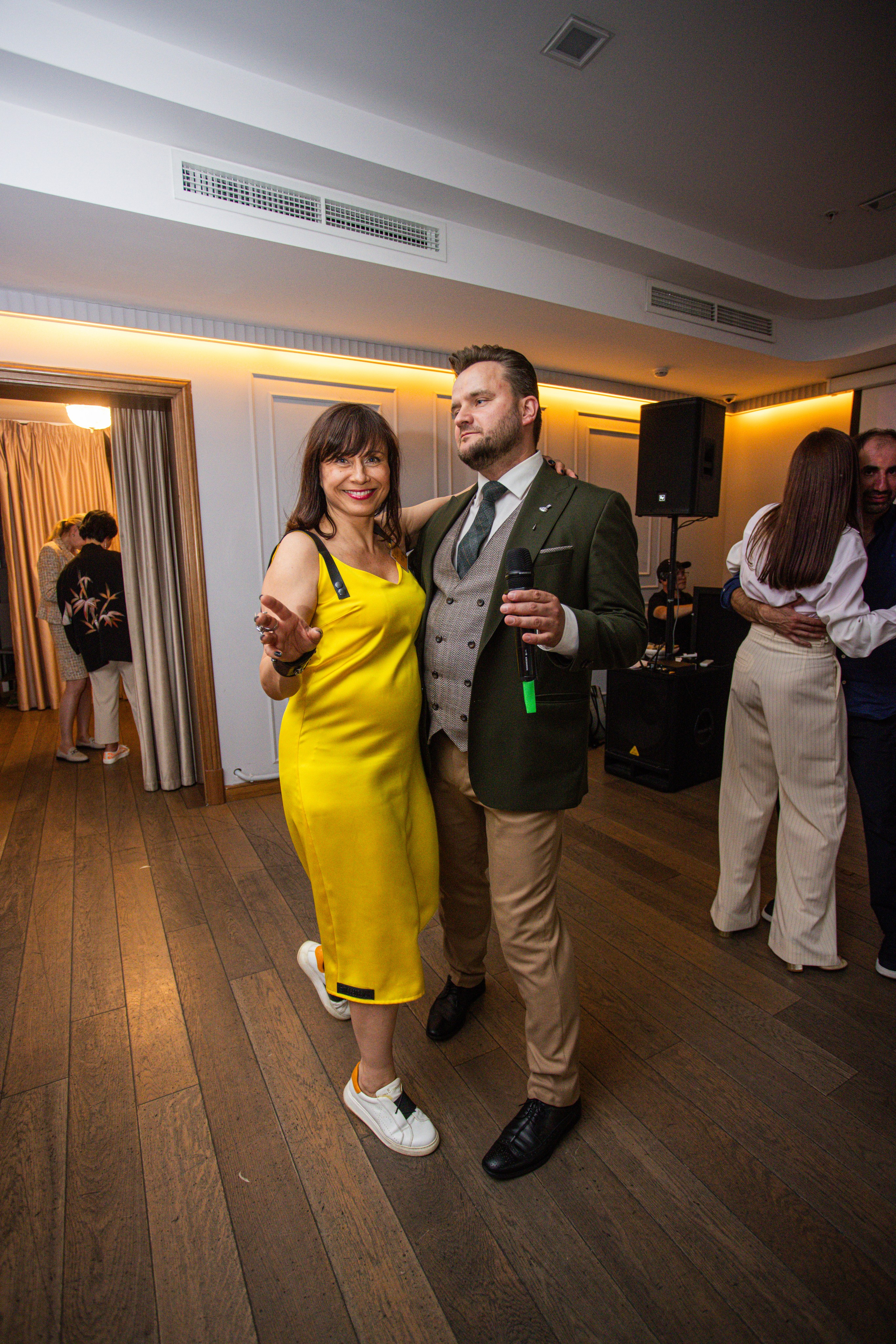 Встреча выпускников. Стоматологи СПб. Семейный фотограф в Вышнем Волочке — Ульяна Иванова | Фотосессии для всей семьи