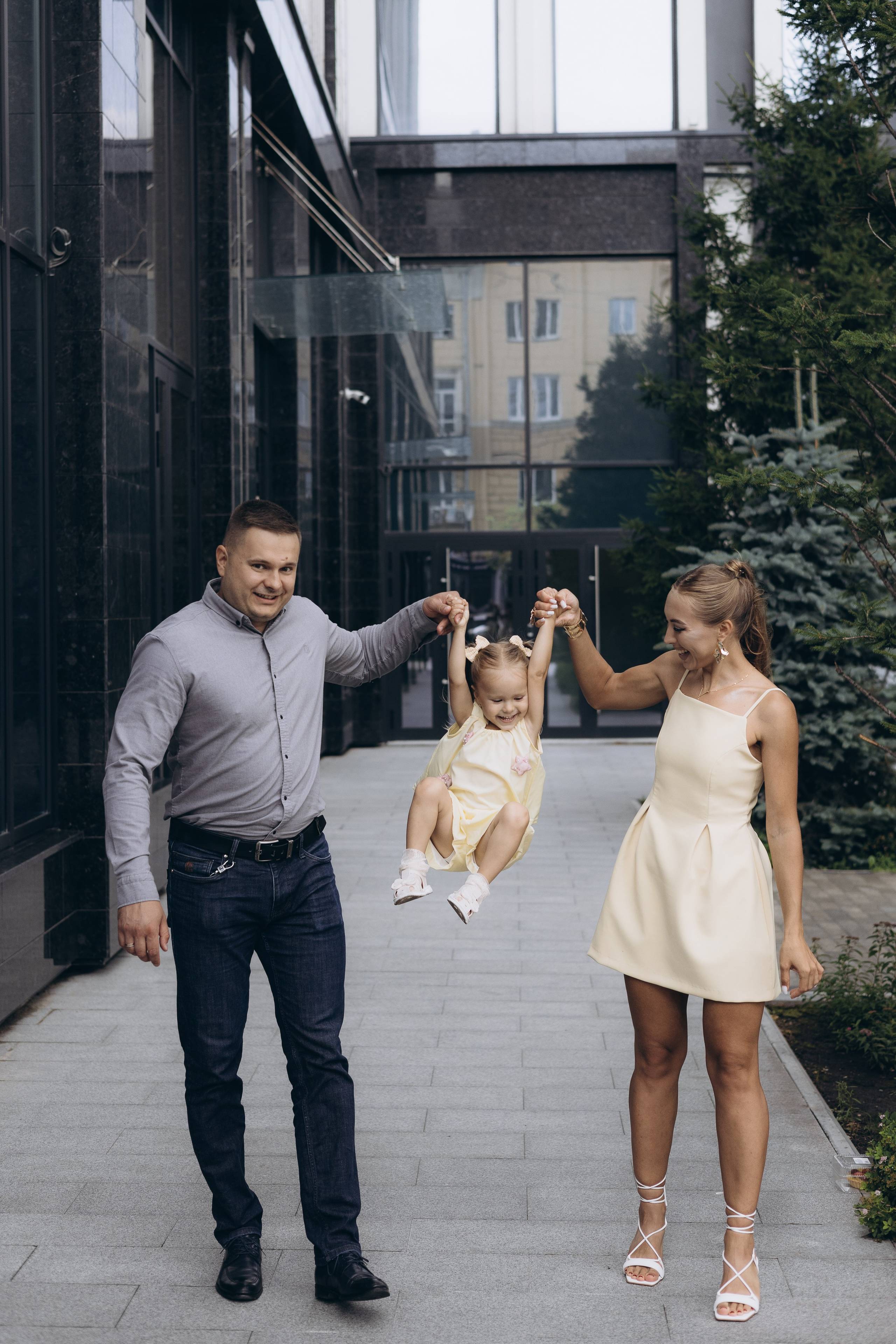 Кристина, Сергей и Лера. Свадебный и семейный фотограф в Новосибирске Дарья Кель