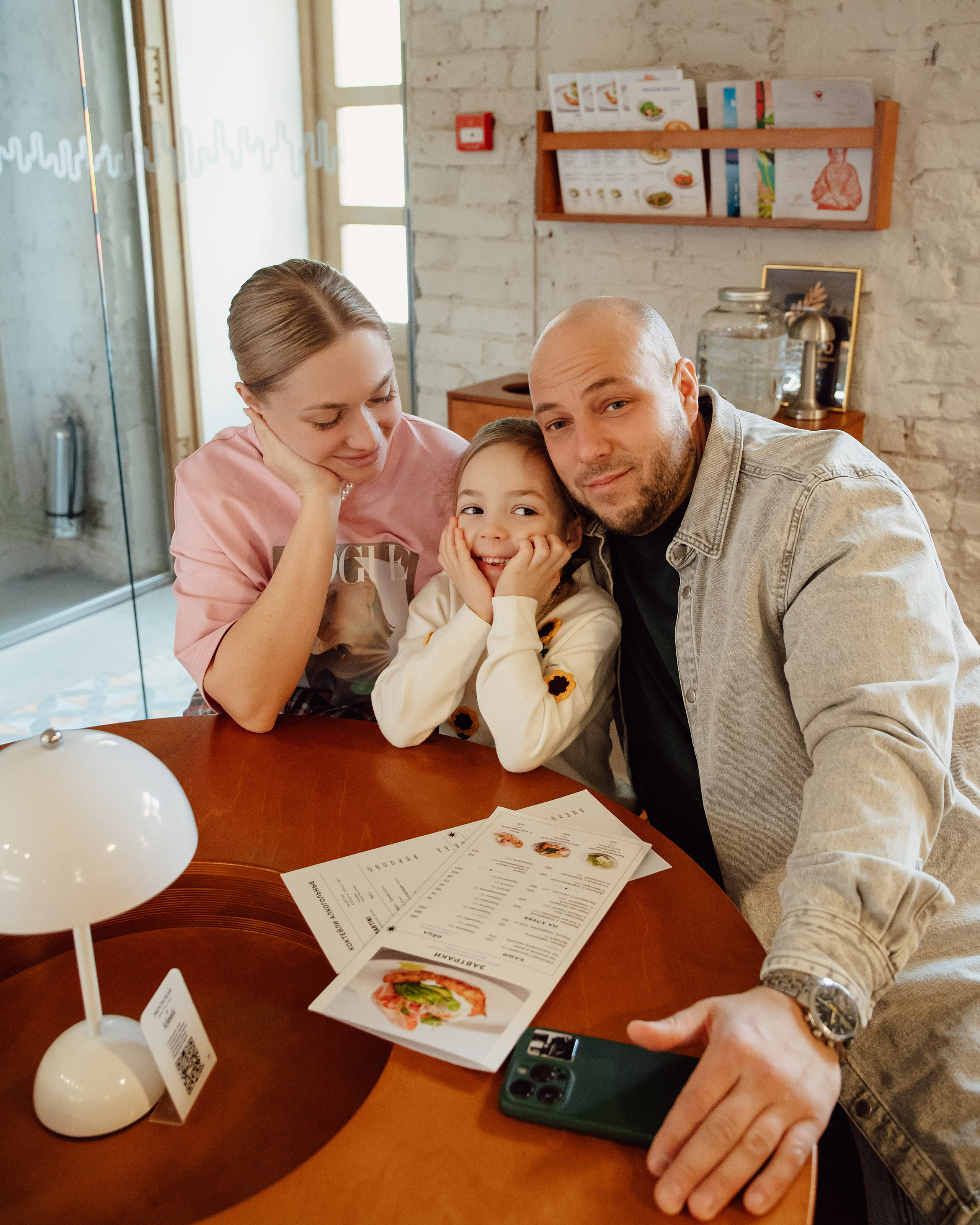 Нине 5 лет. Фотограф Надя Ю