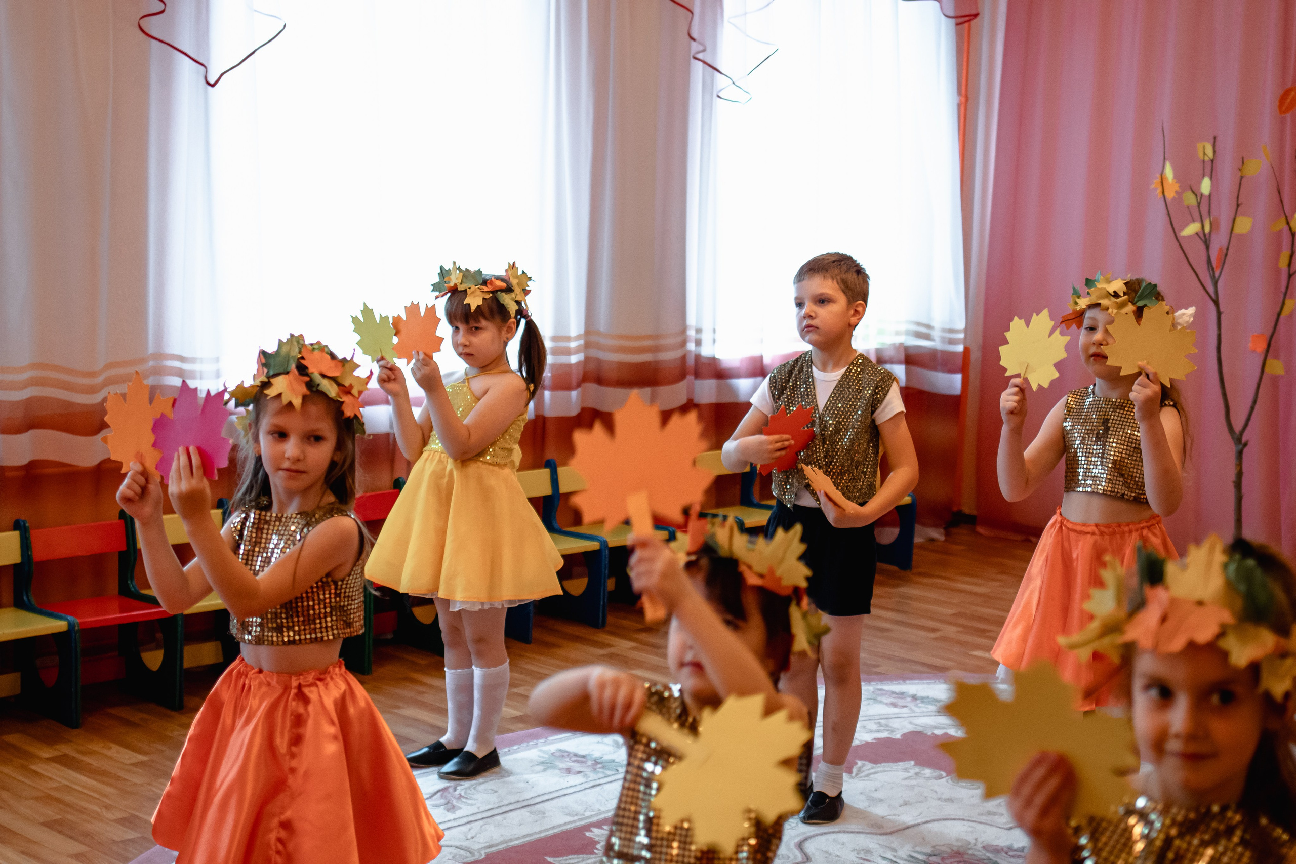 Осенний праздник в детском саду. Маргарита. Семейный фотограф в Минске Приболовец Светлана