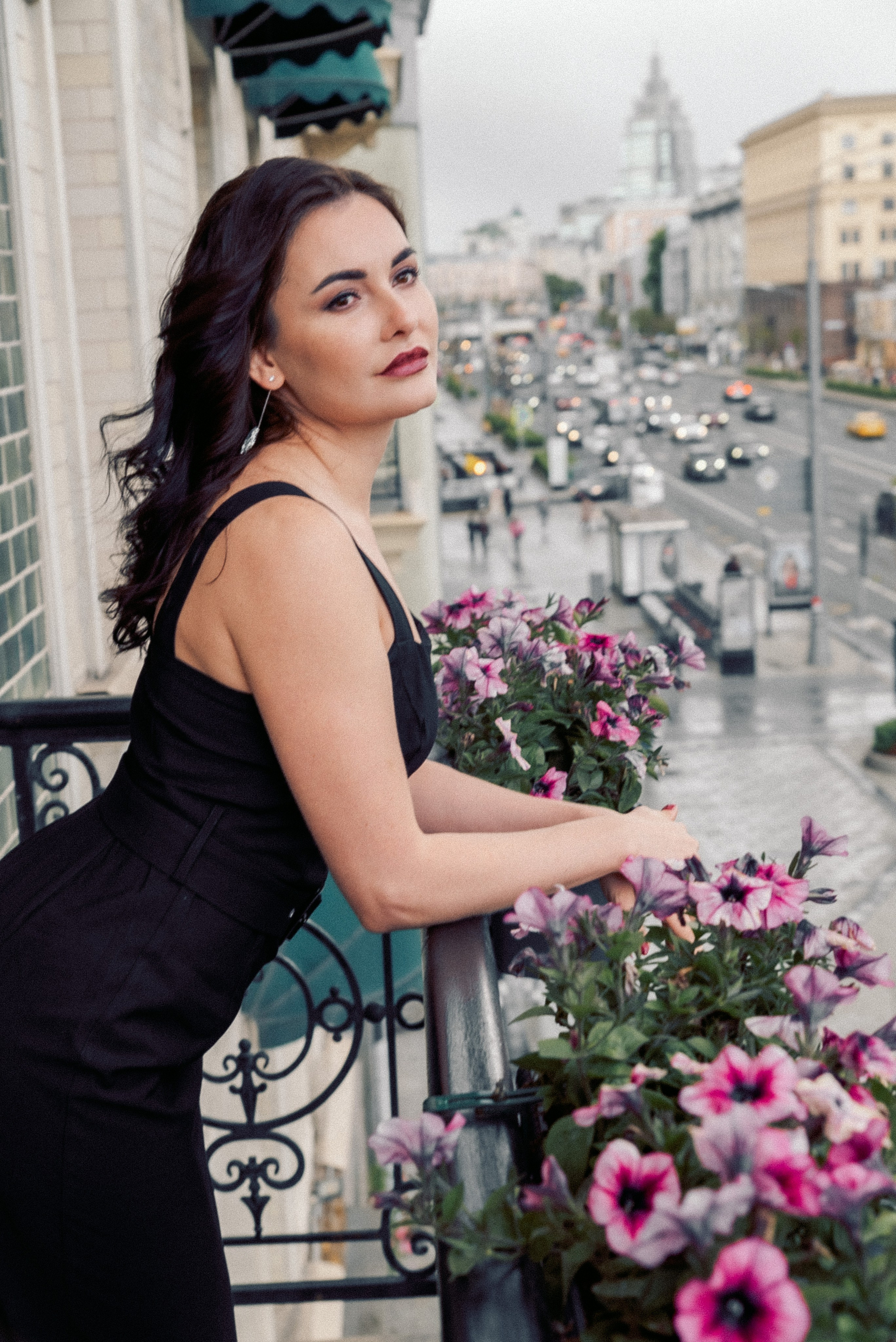 Женский портрет. Фотограф Белград фото для бизнеса, предметная съемка, мероприятий