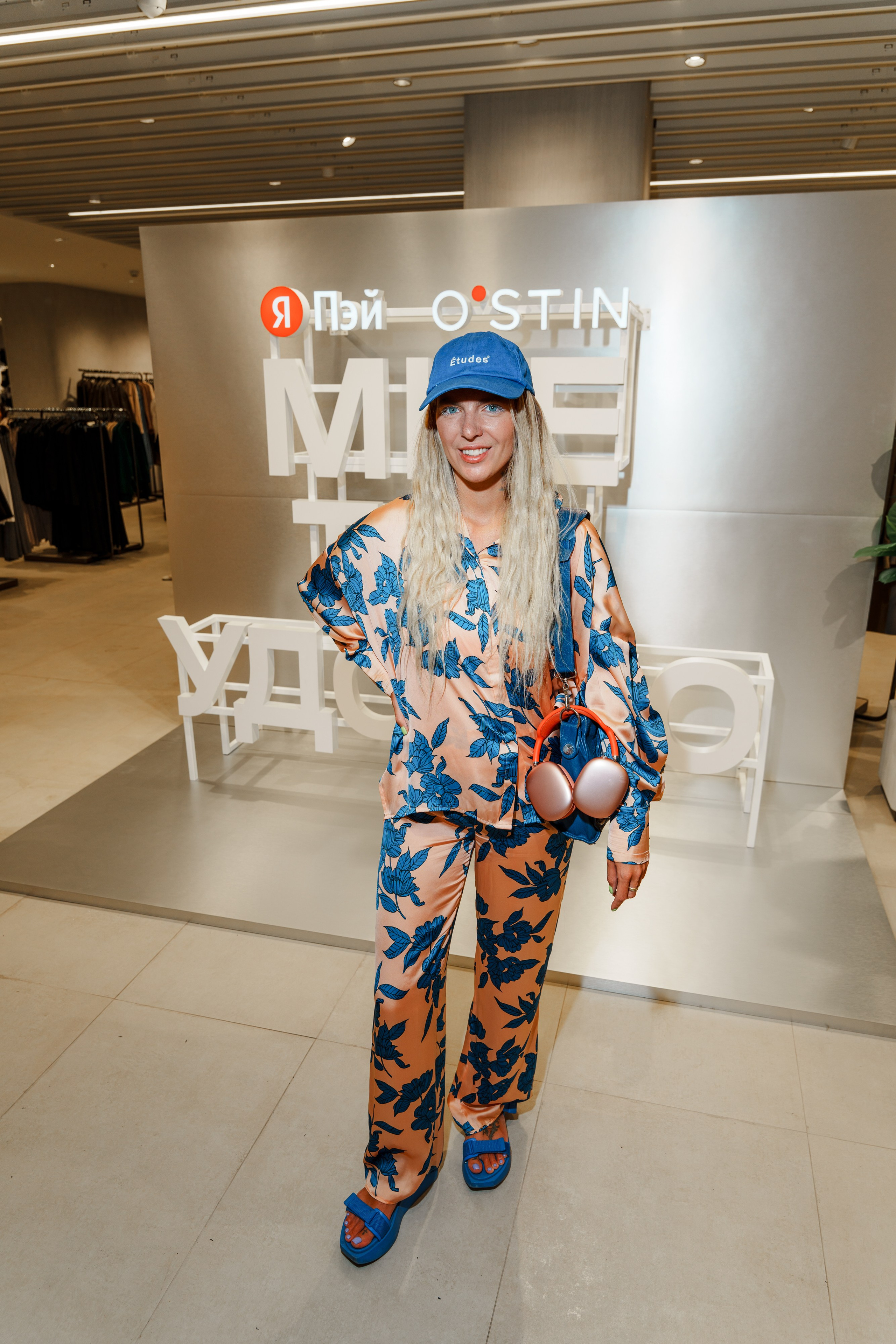 Yandex Pay & OSTIN. Фотограф в Москве и России