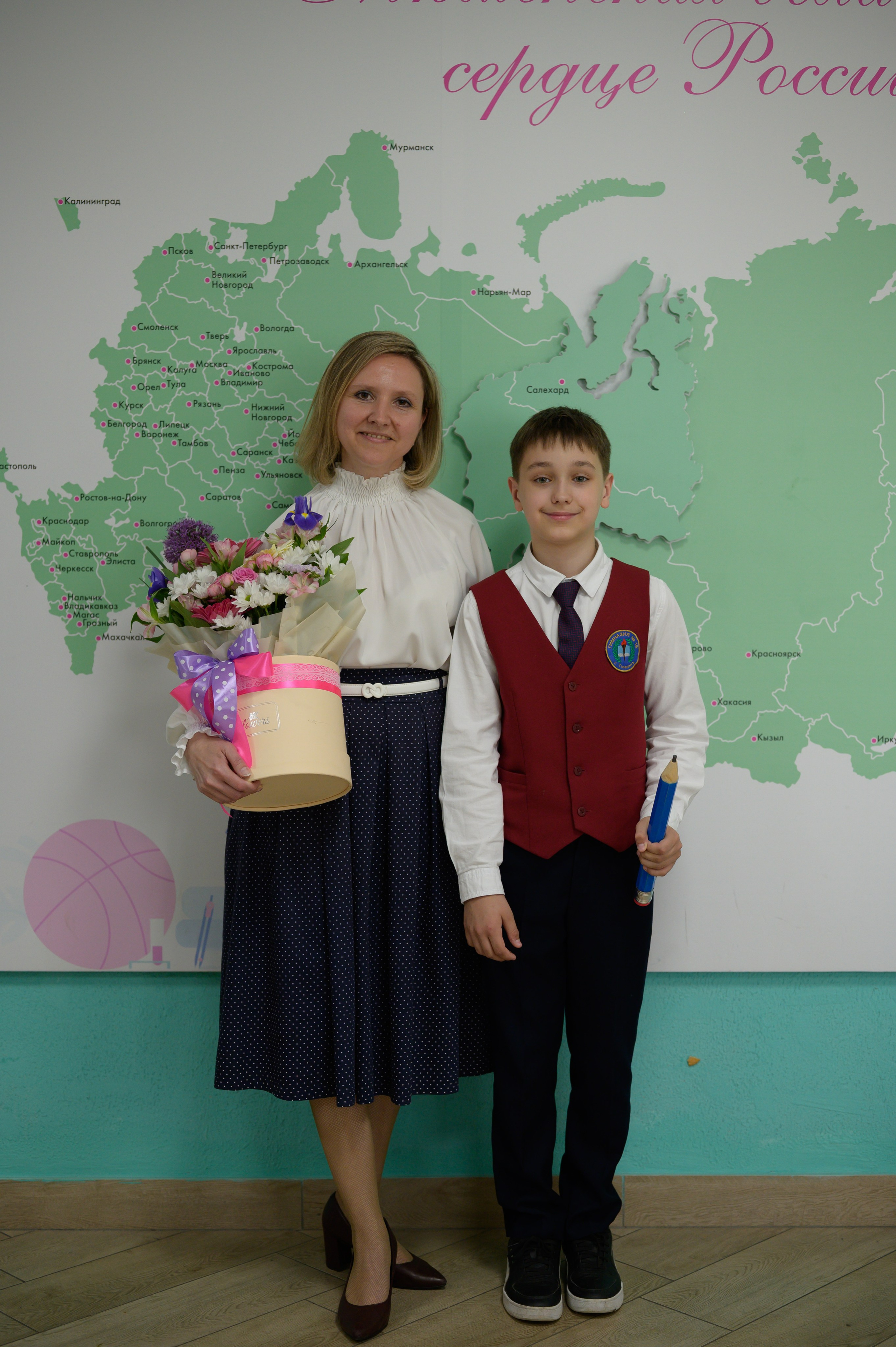 Выпускной 4Б гимназия № 16. Фотограф новорожденных, семейный детский в Тюмени Татьяна Морозова