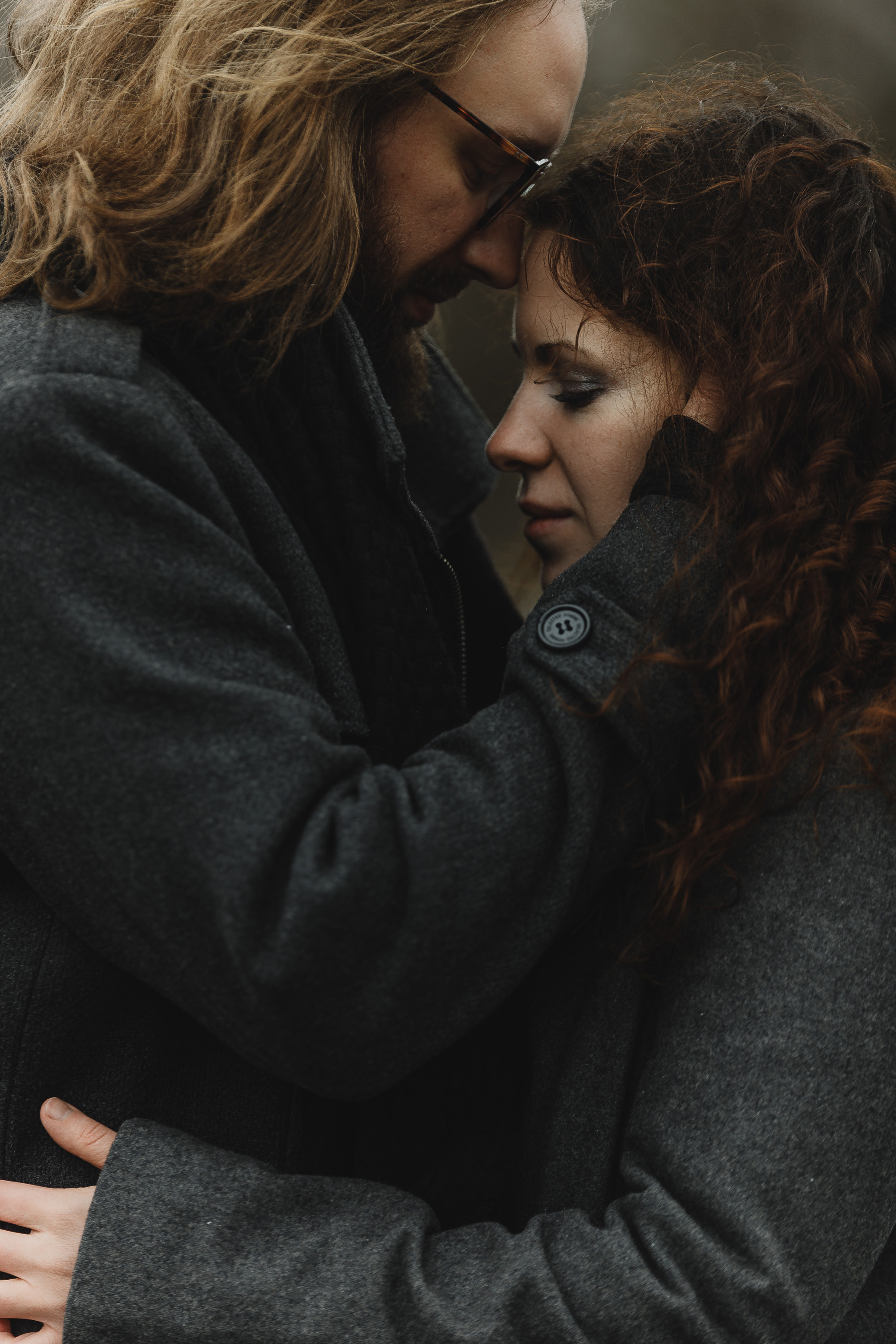 Love Story. Дождливая прогулка. Свадебный фотограф и видеограф — Сергей и Дарья