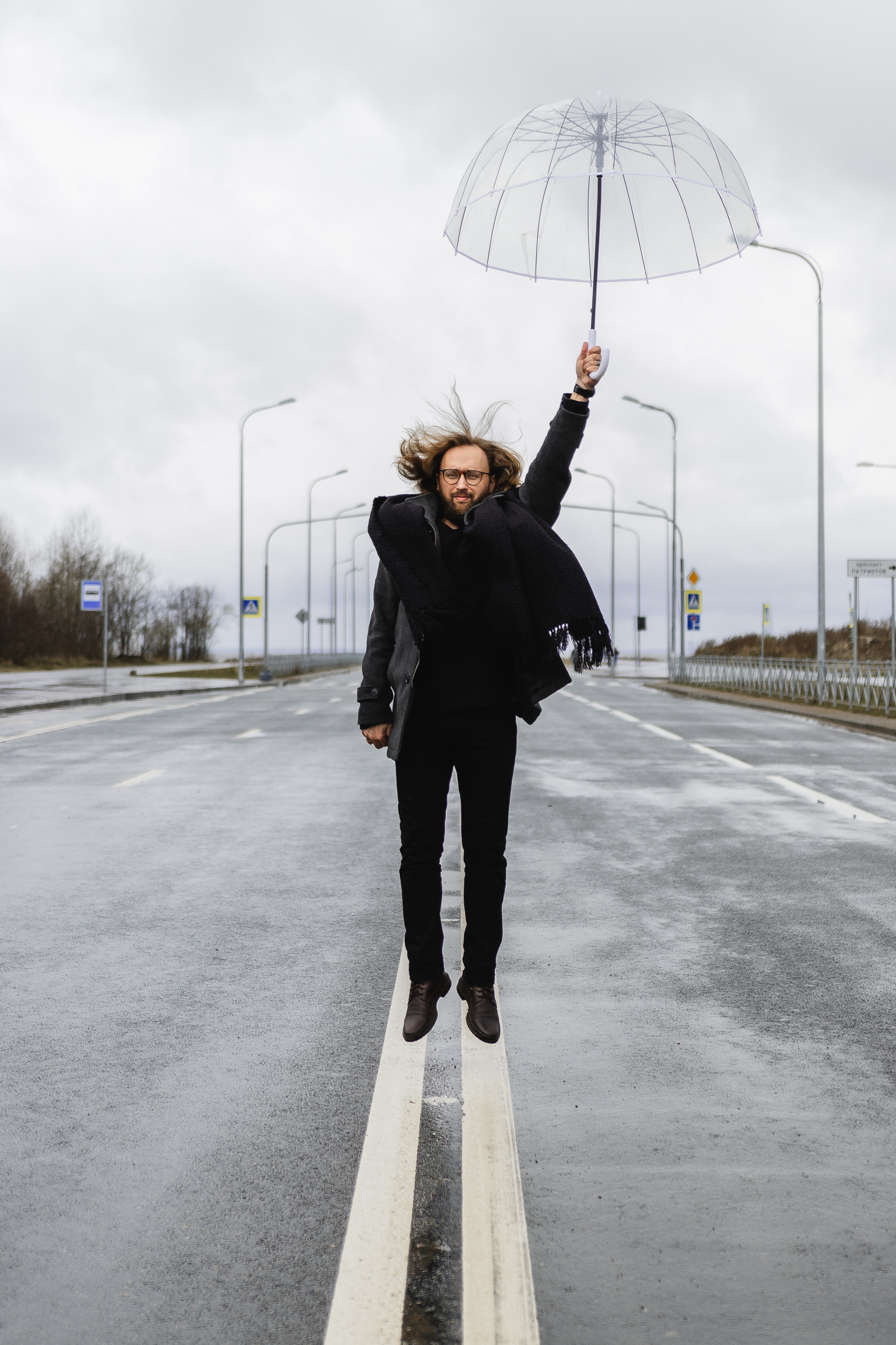 Love Story. Дождливая прогулка. Свадебный фотограф и видеограф — Сергей и Дарья