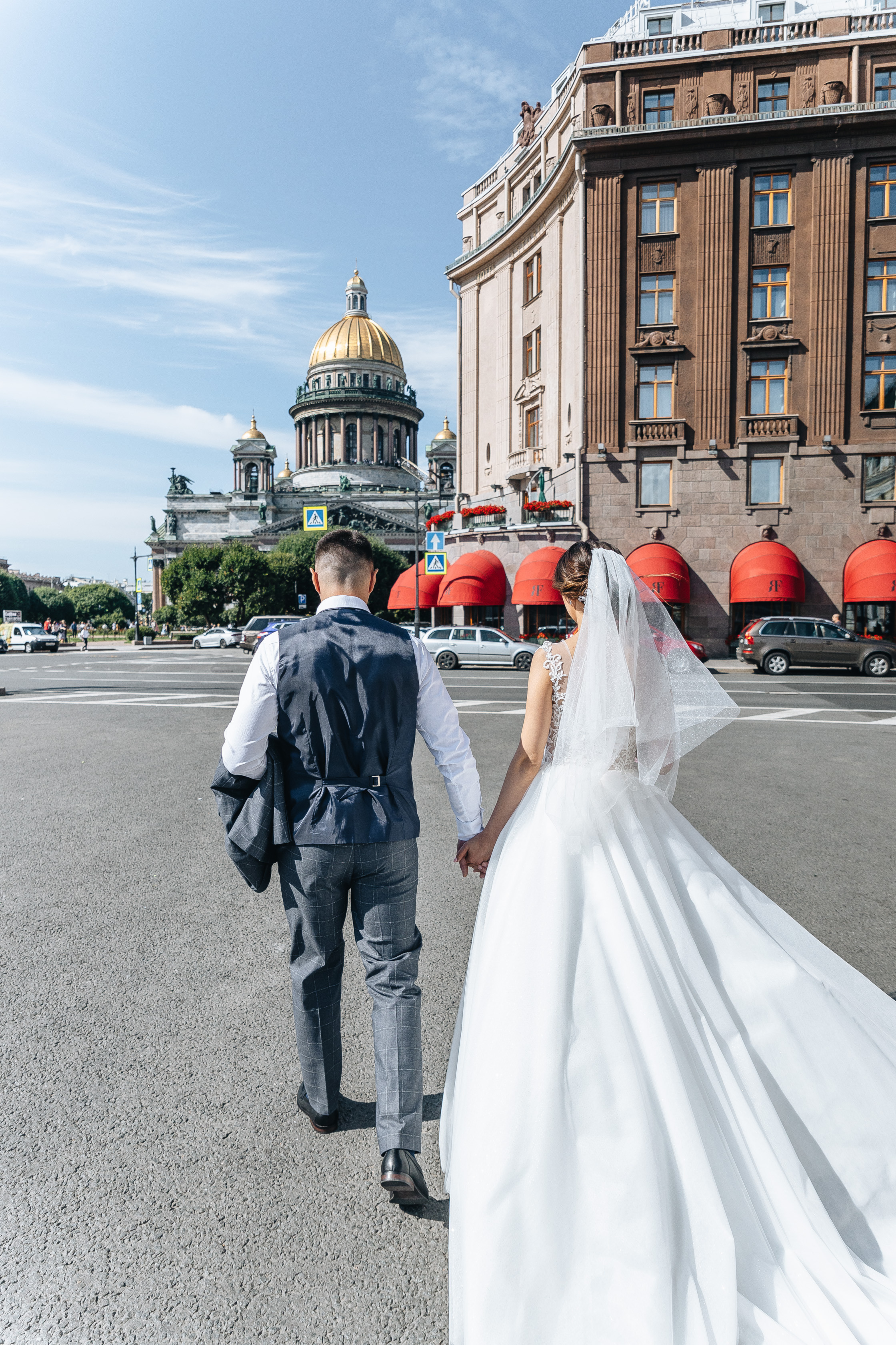 Свадебная фотосъёмка. Евгений и Алина. 10.08.2021. Свадебный фотограф и видеограф — Сергей и Дарья