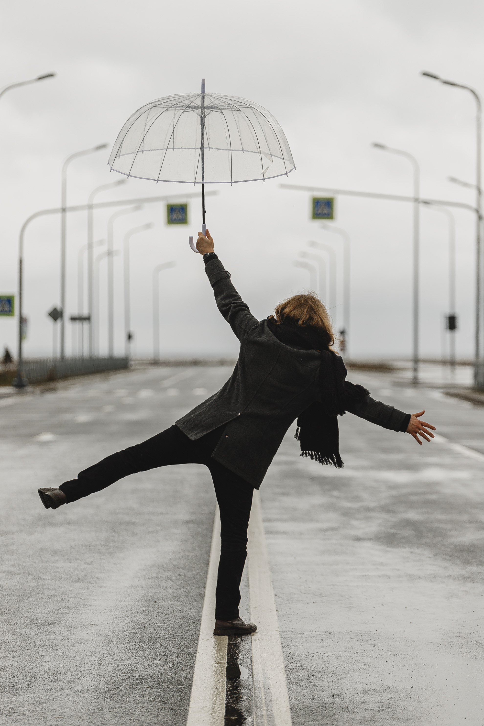Love Story. Дождливая прогулка. Свадебный фотограф и видеограф — Сергей и Дарья