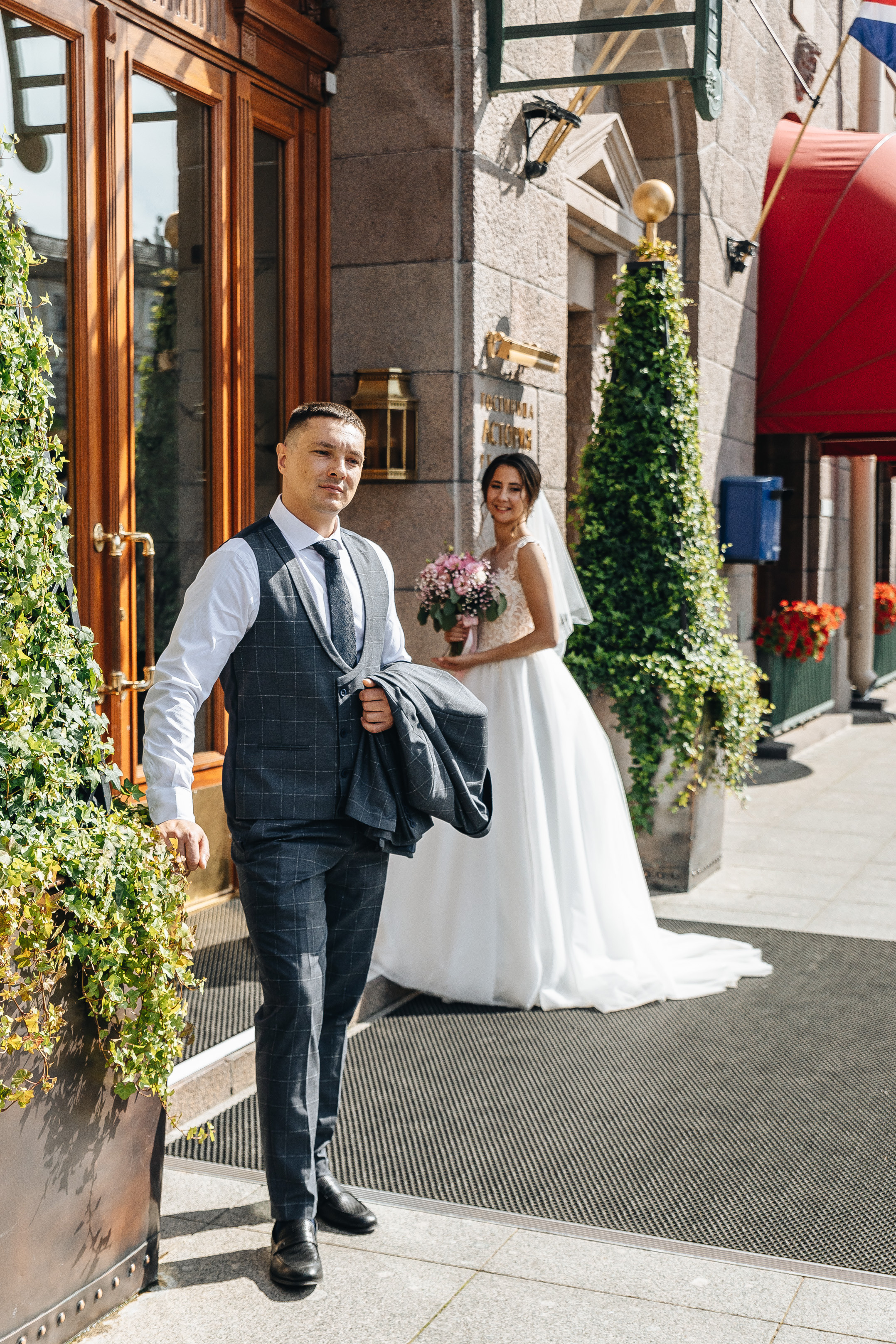 Свадебная фотосъёмка. Евгений и Алина. 10.08.2021. Свадебный фотограф и видеограф — Сергей и Дарья