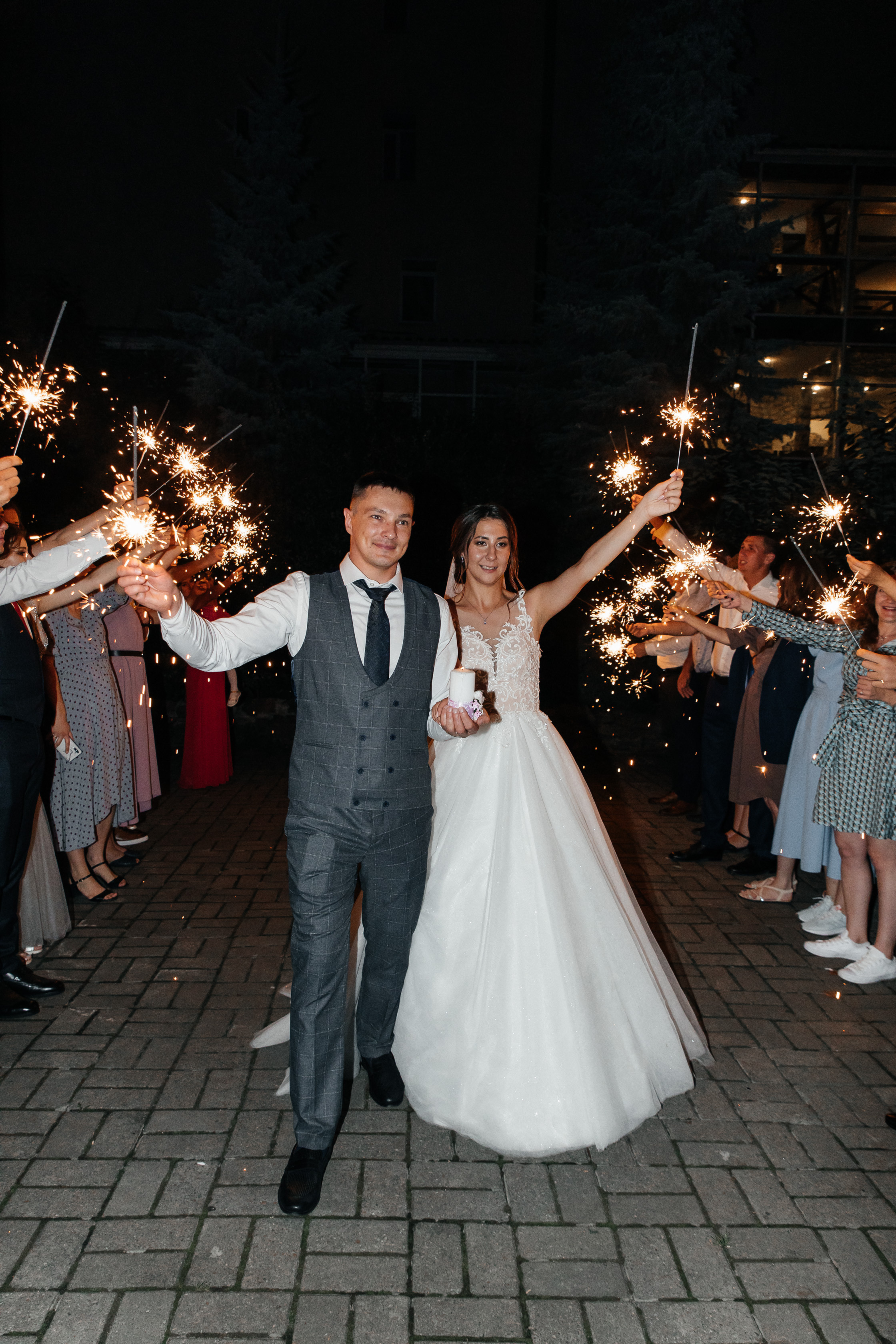 Свадебная фотосъёмка. Евгений и Алина. 10.08.2021. Свадебный фотограф и видеограф — Сергей и Дарья