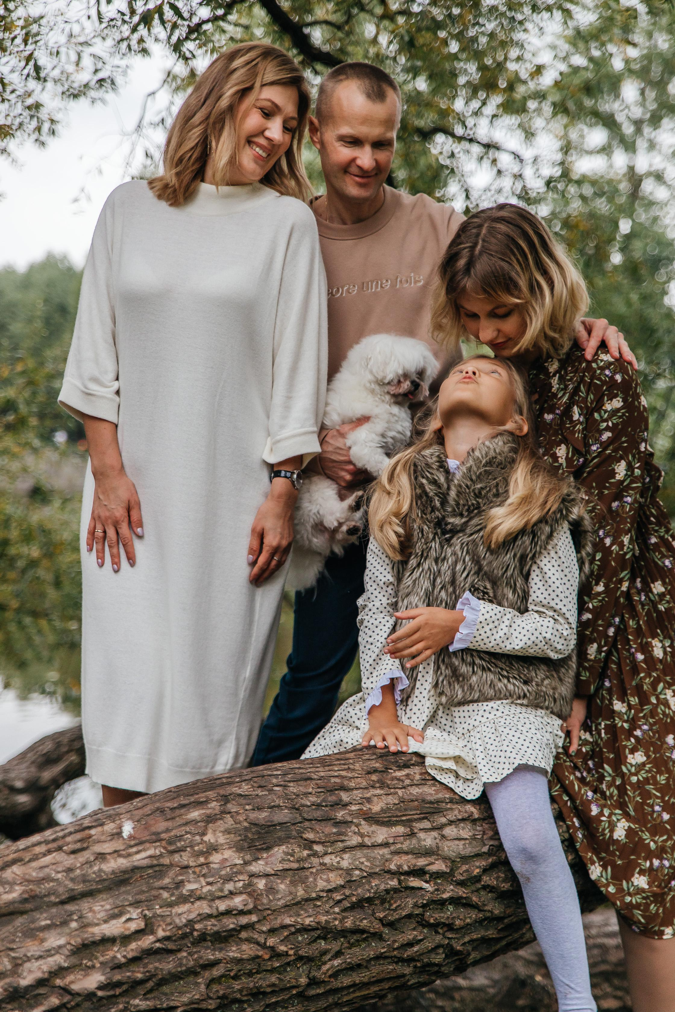 Семейная фотосессия в Парке Победы. Свадебный фотограф и видеограф — Сергей и Дарья