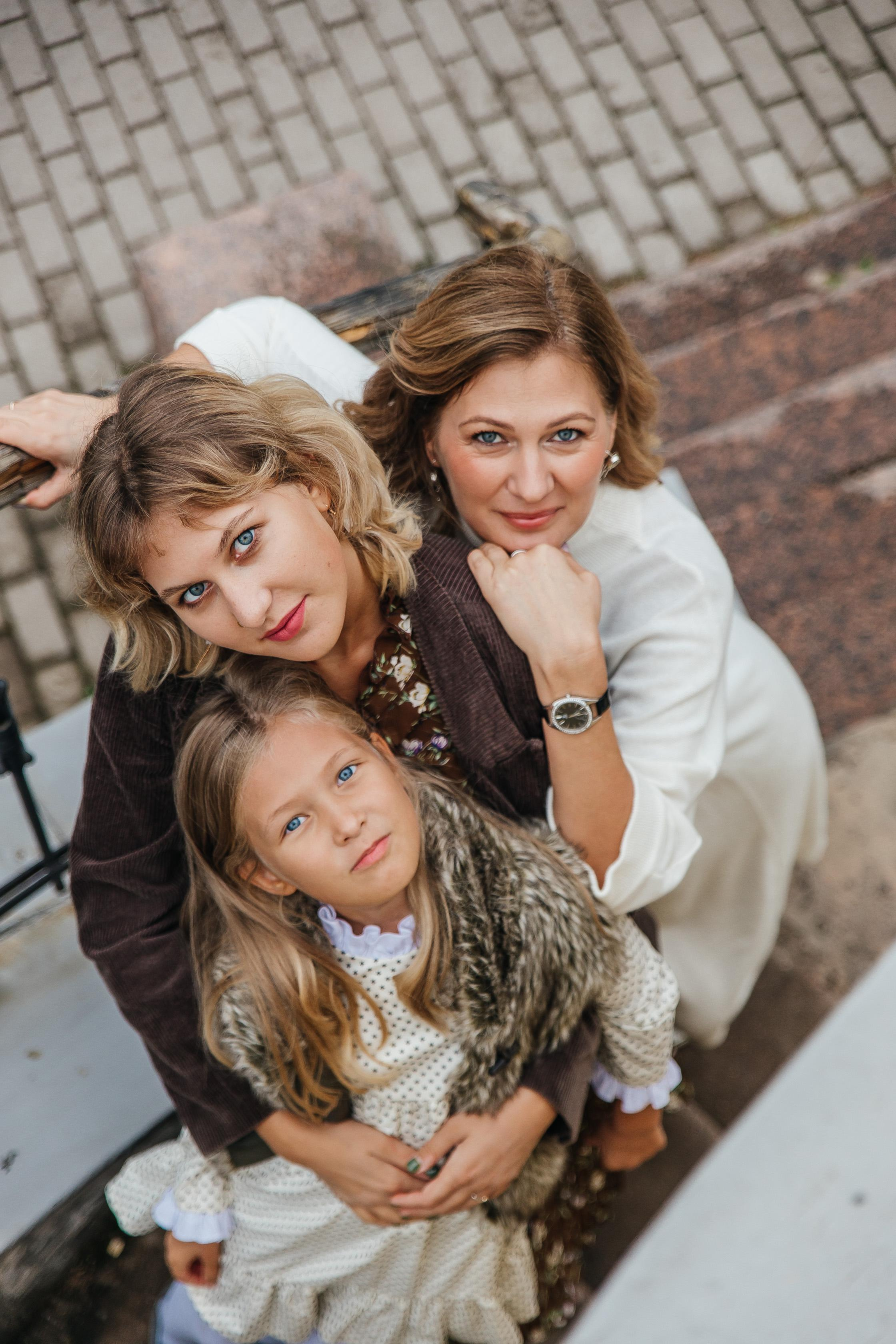 Семейная фотосессия в Парке Победы. Свадебный фотограф и видеограф — Сергей и Дарья