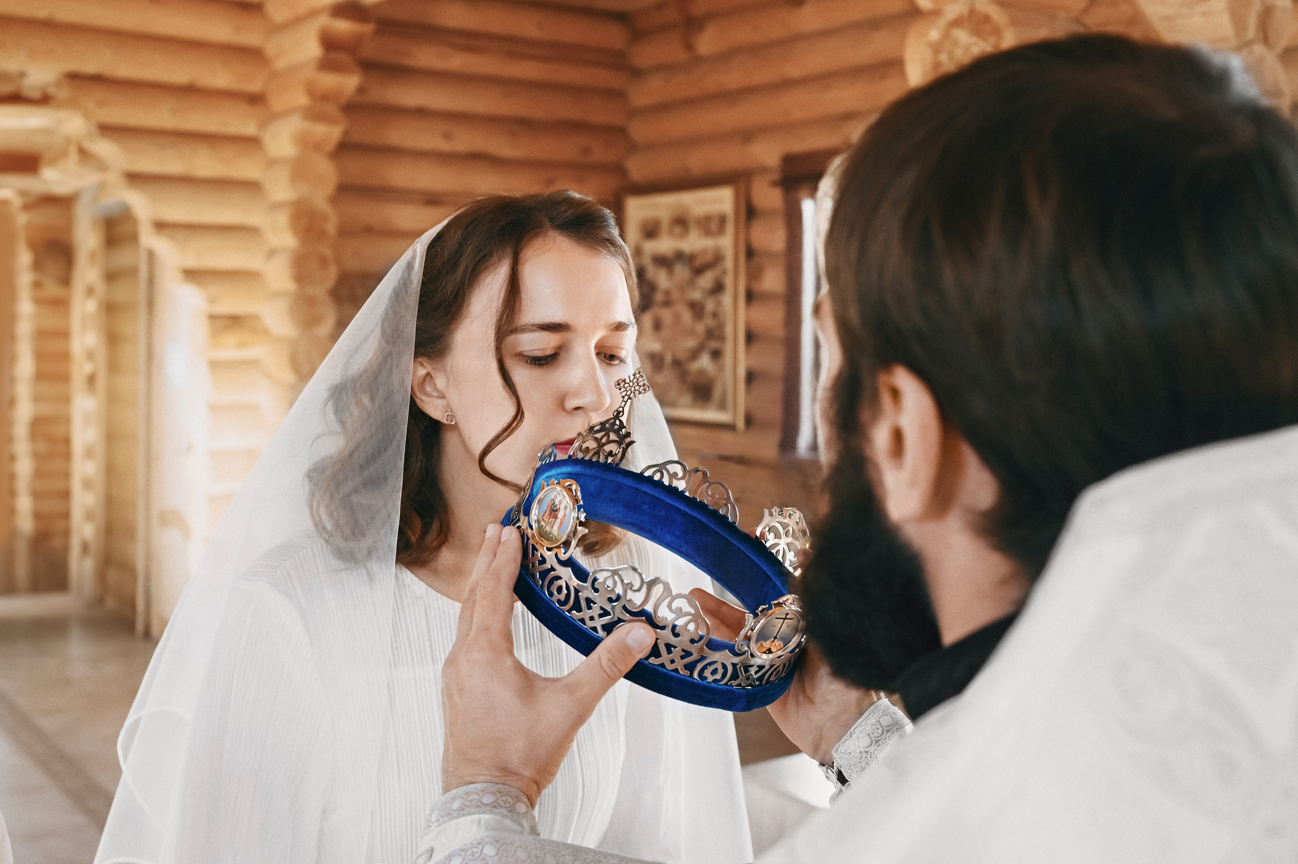 Венчание в Храме Матроны Московской. Церковный фотограф на Таинство Крещения и Венчания в Оренбурге и Оренбургской области Екатерина Белкина