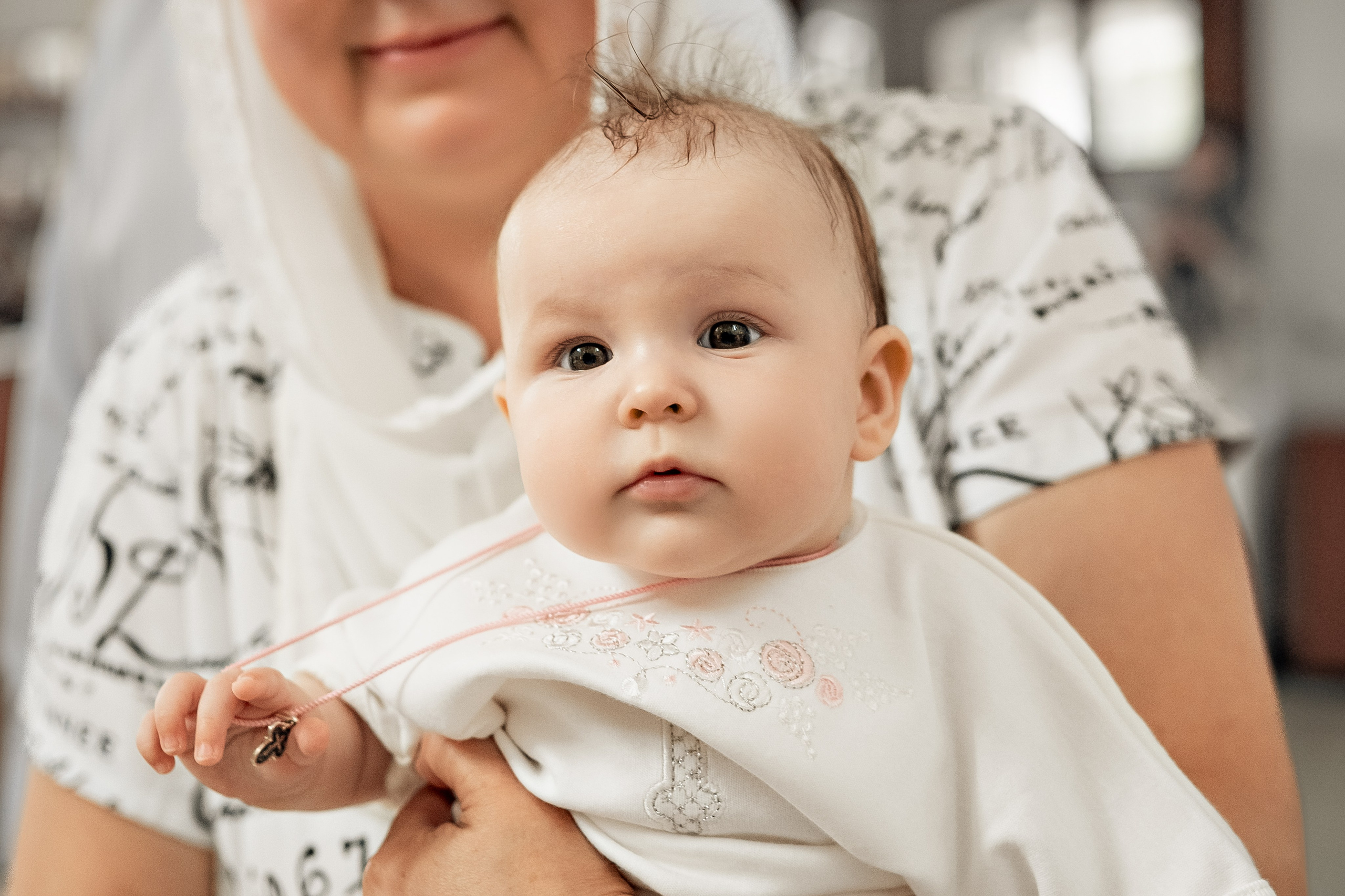 Крещение в храме Архангела Михаила. Церковный фотограф на Таинство Крещения и Венчания в Оренбурге и Оренбургской области Екатерина Белкина