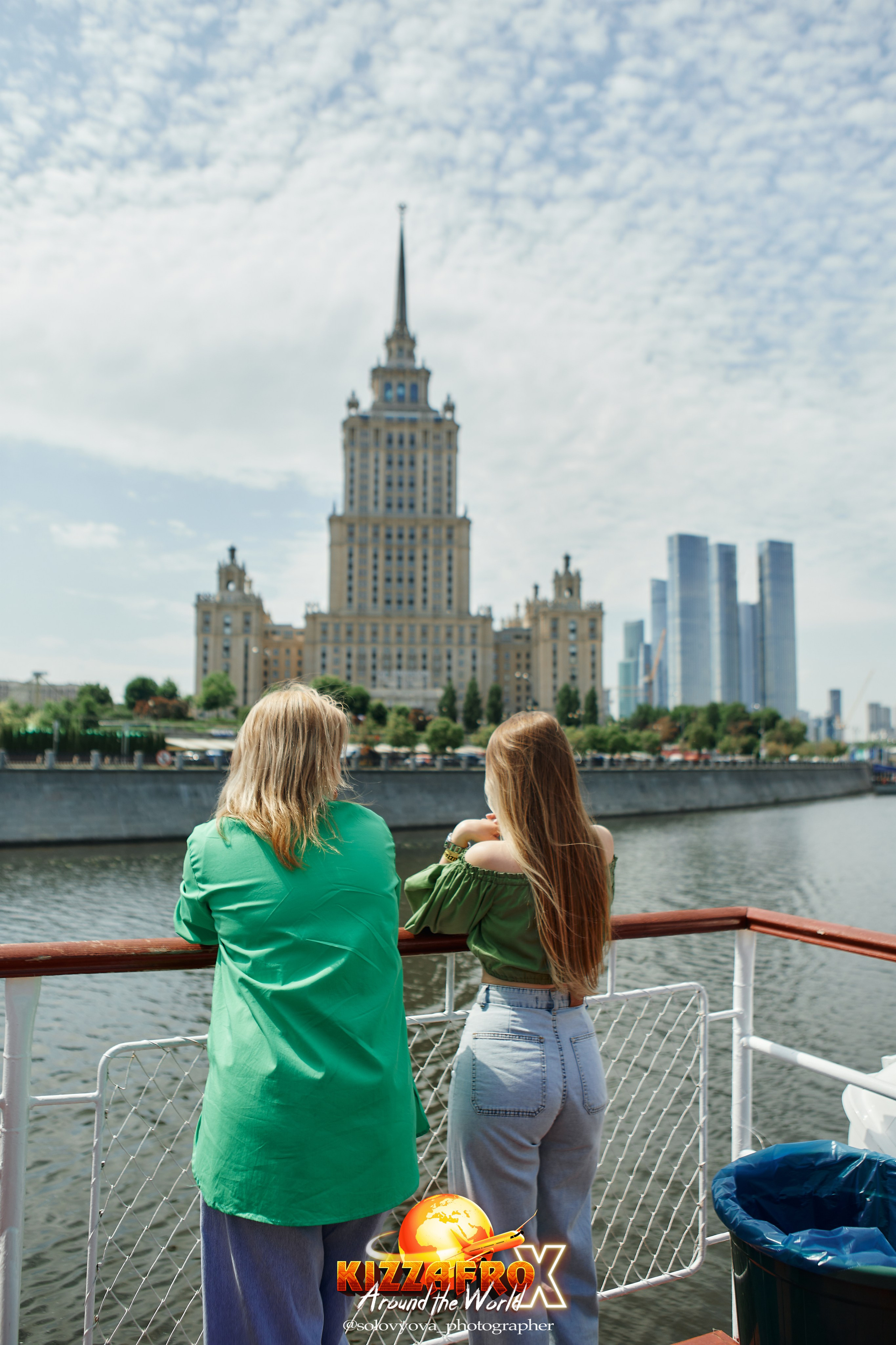 Boat party. Свадебный фотограф