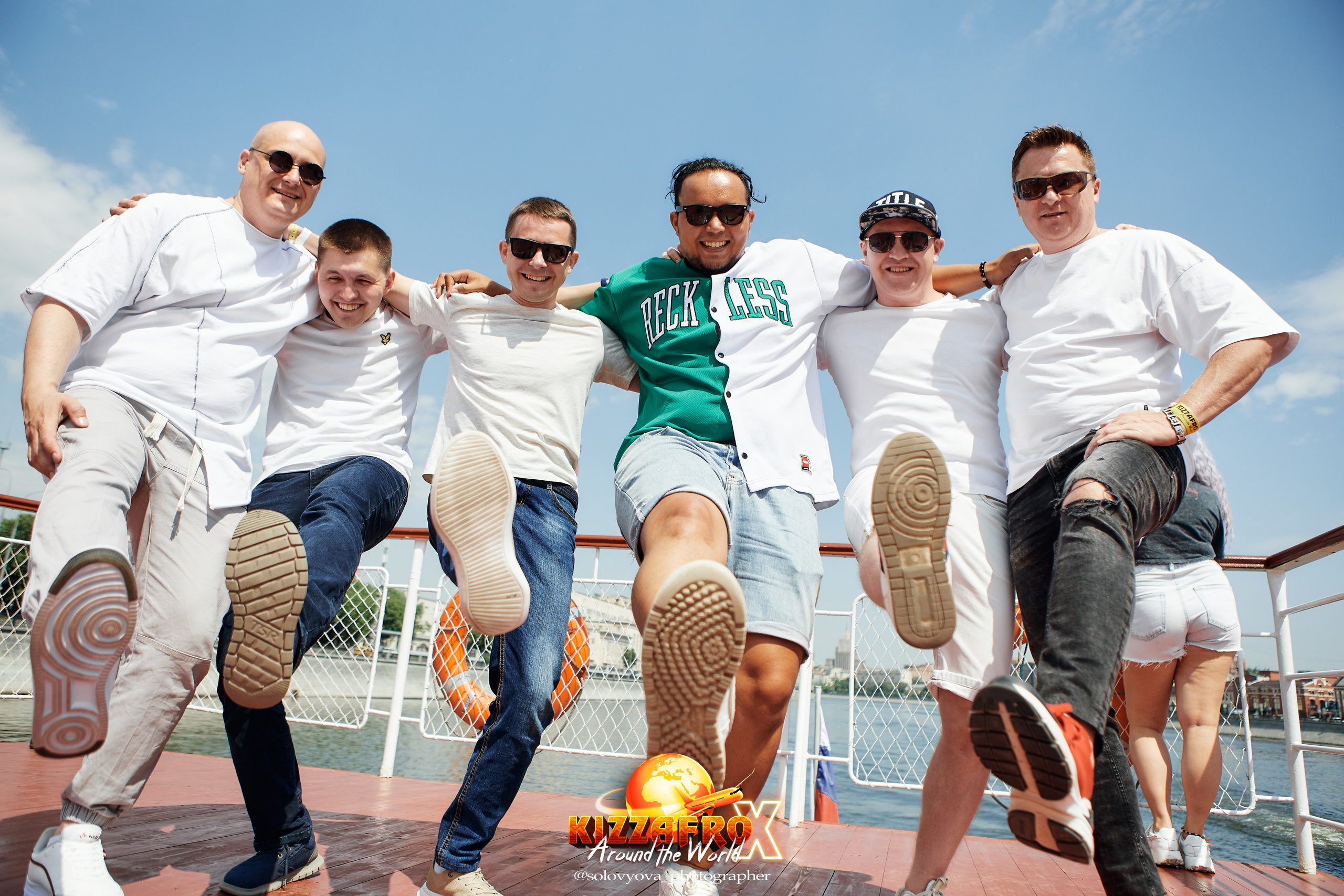 Boat party. Свадебный фотограф