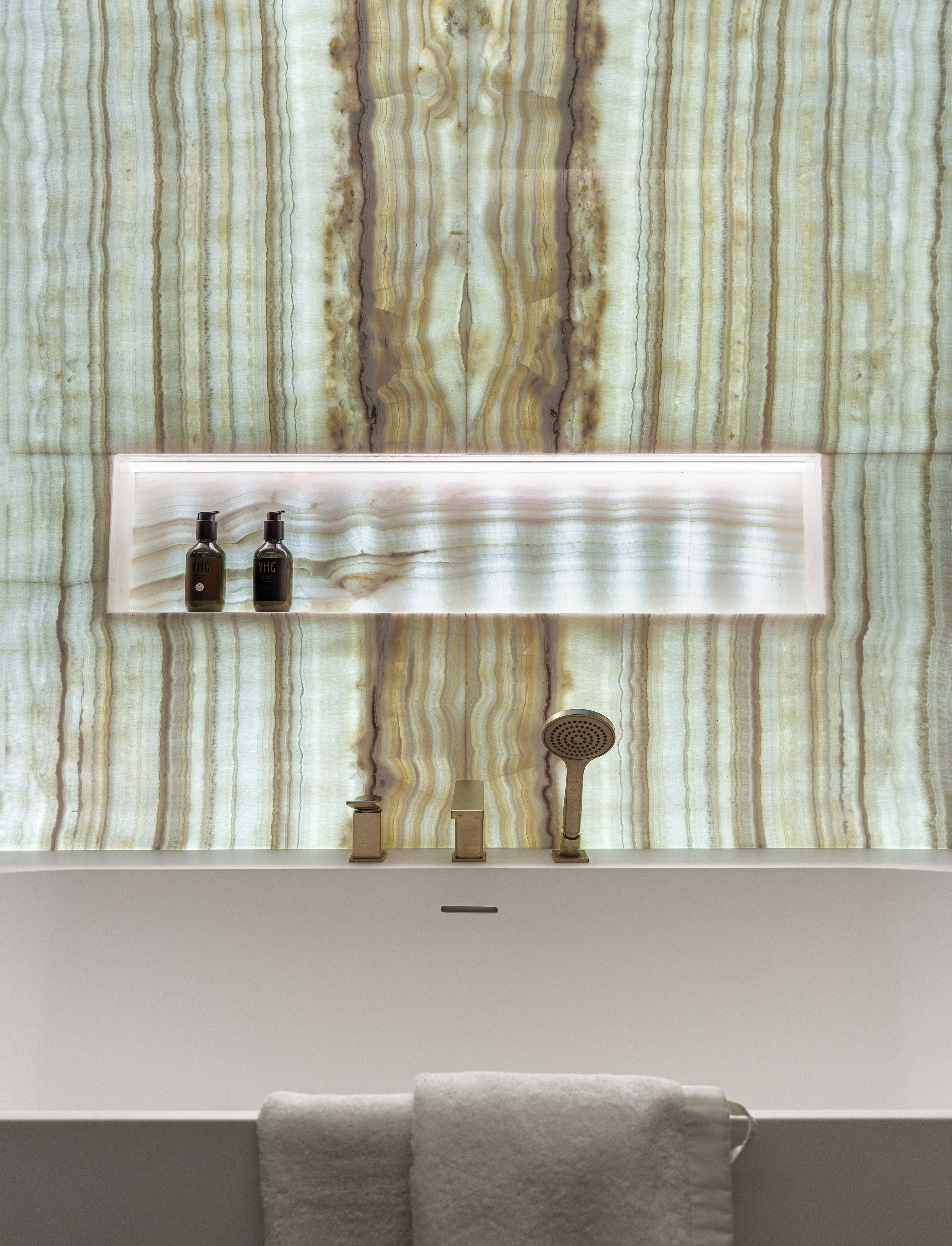 оникс подсветкой 