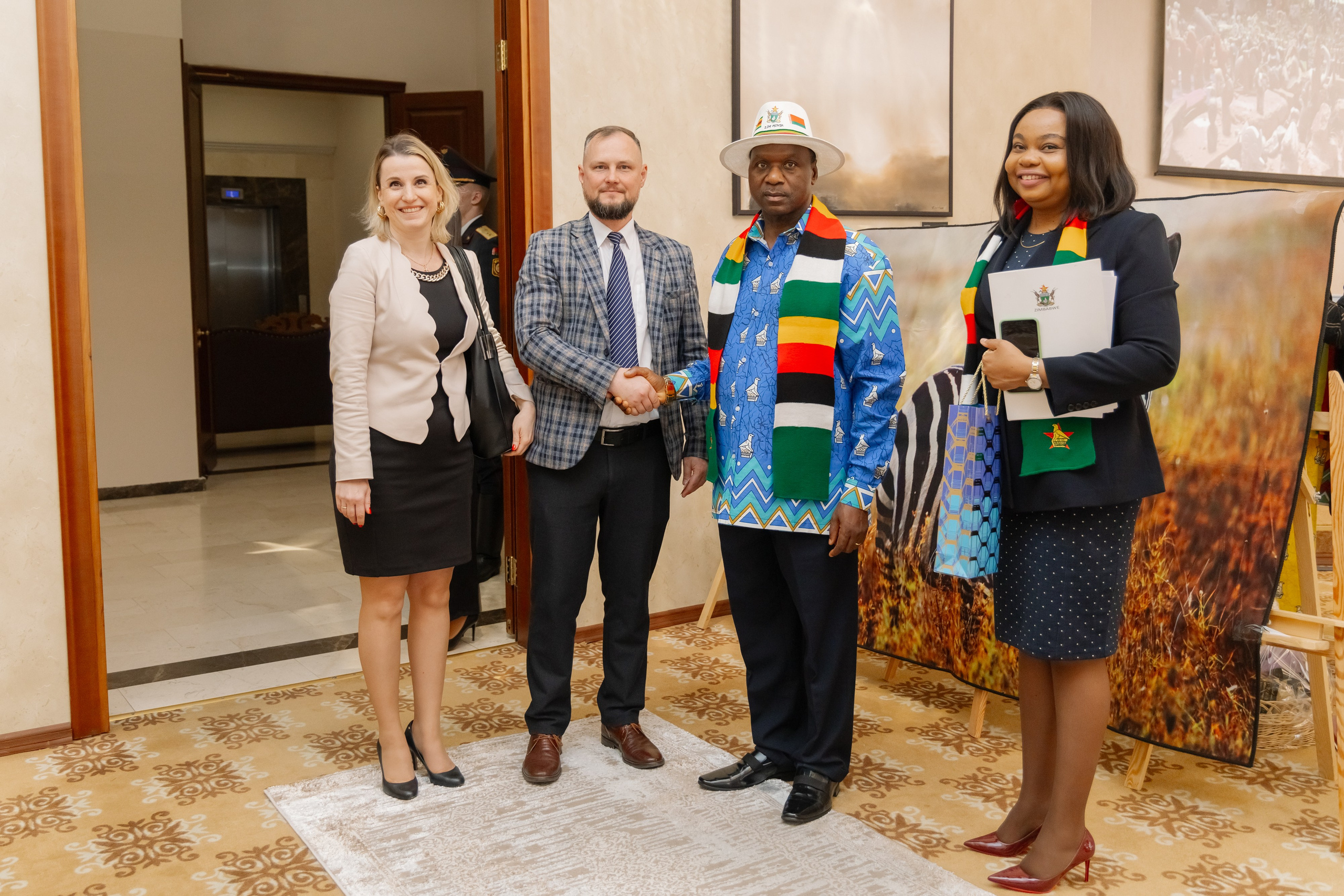 Фотосъемка делегации Посольства Зимбабве в Минске. Свадебный фотограф в Минске/Беларуси Сергей Спиридонов