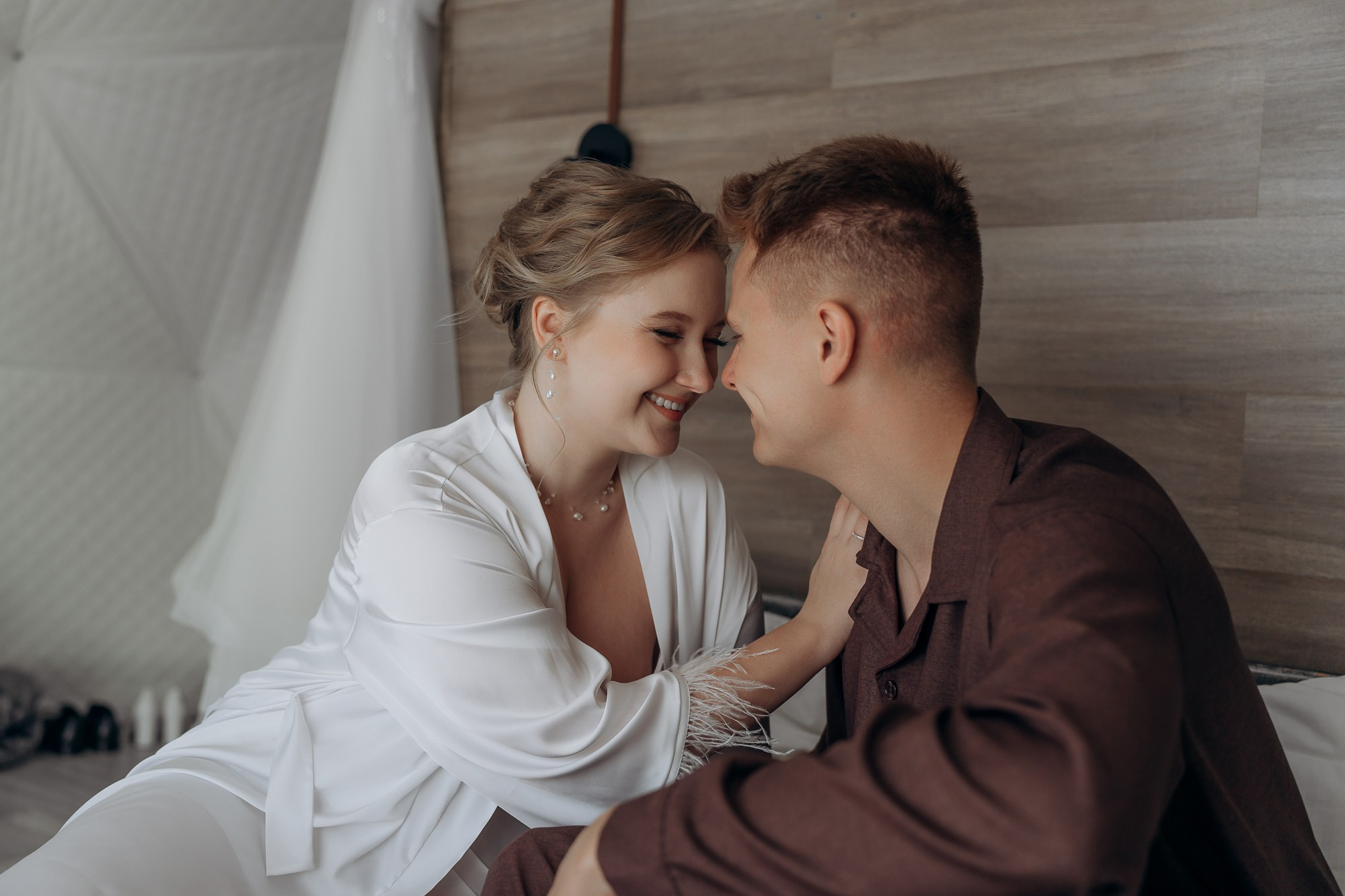 Свадебная фотосессия в глэмпинге. Свадебный и репортажный фотограф в Ярославле Евгений Сальников