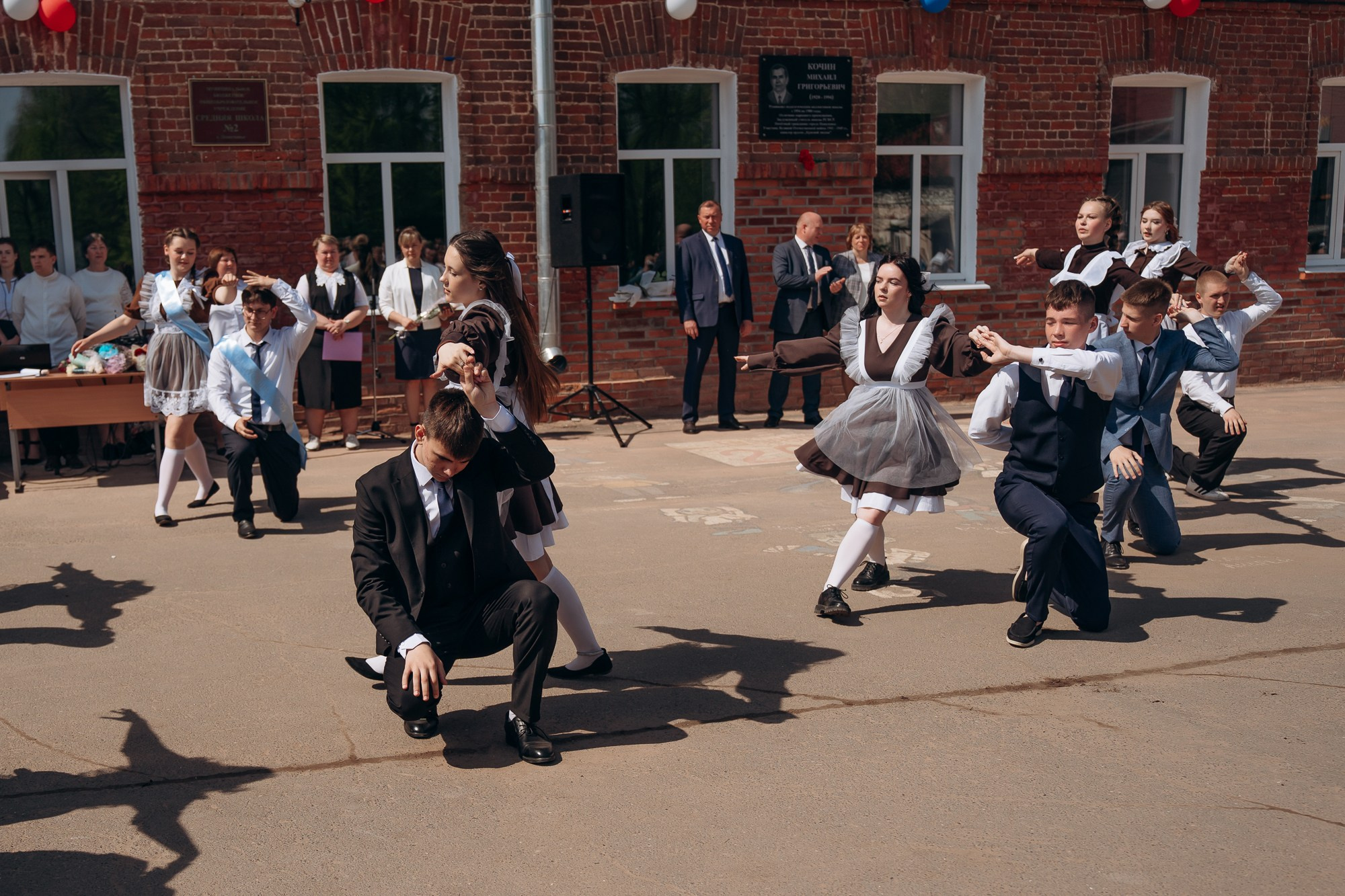 Последний звонок, 11 класс. Свадебный и репортажный фотограф в Ярославле Евгений Сальников