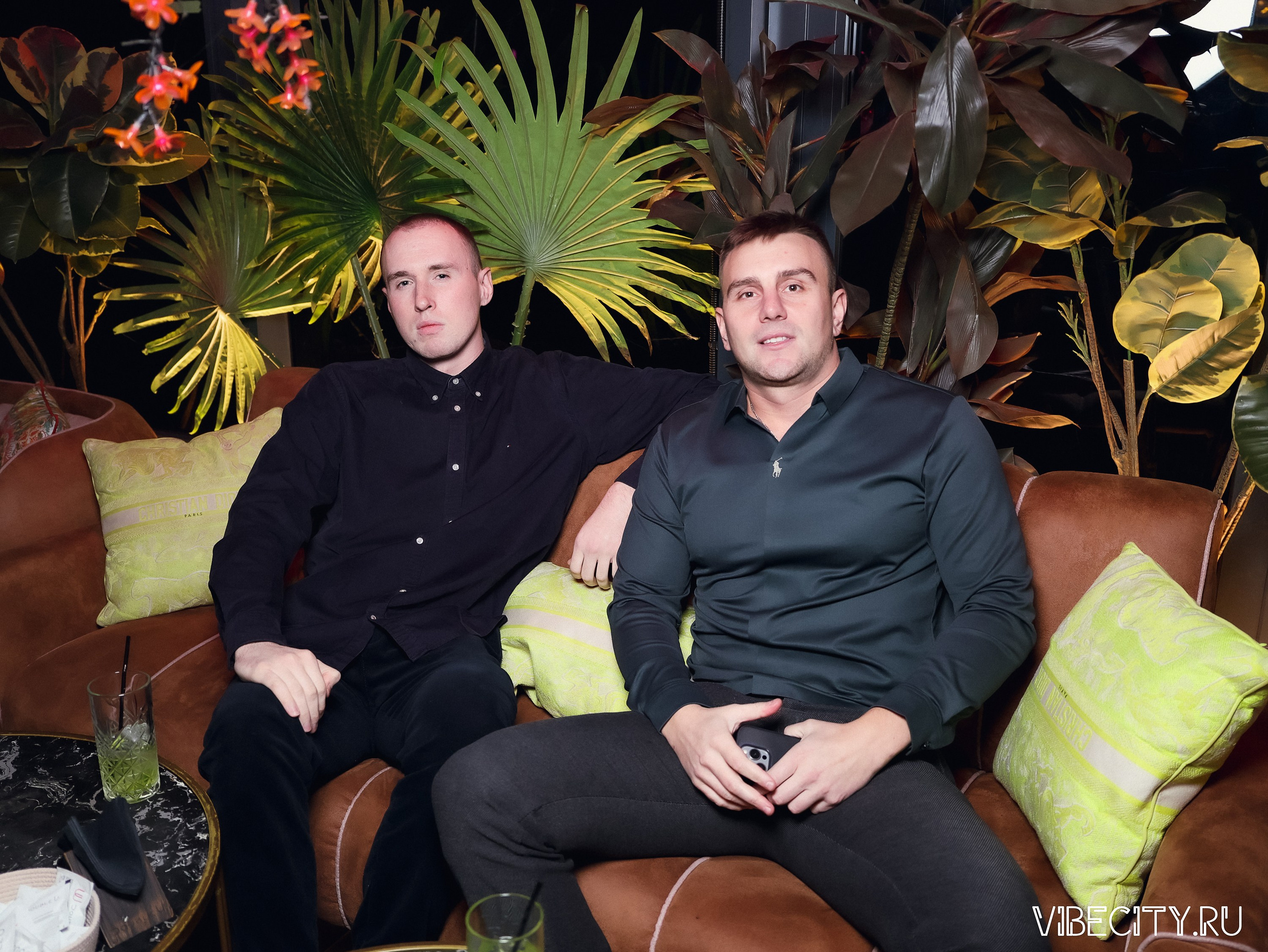 DOUBLE U. VIBECITY.RU Вайб Сити Ру Фоторепортажи Фотоотчеты Калининград