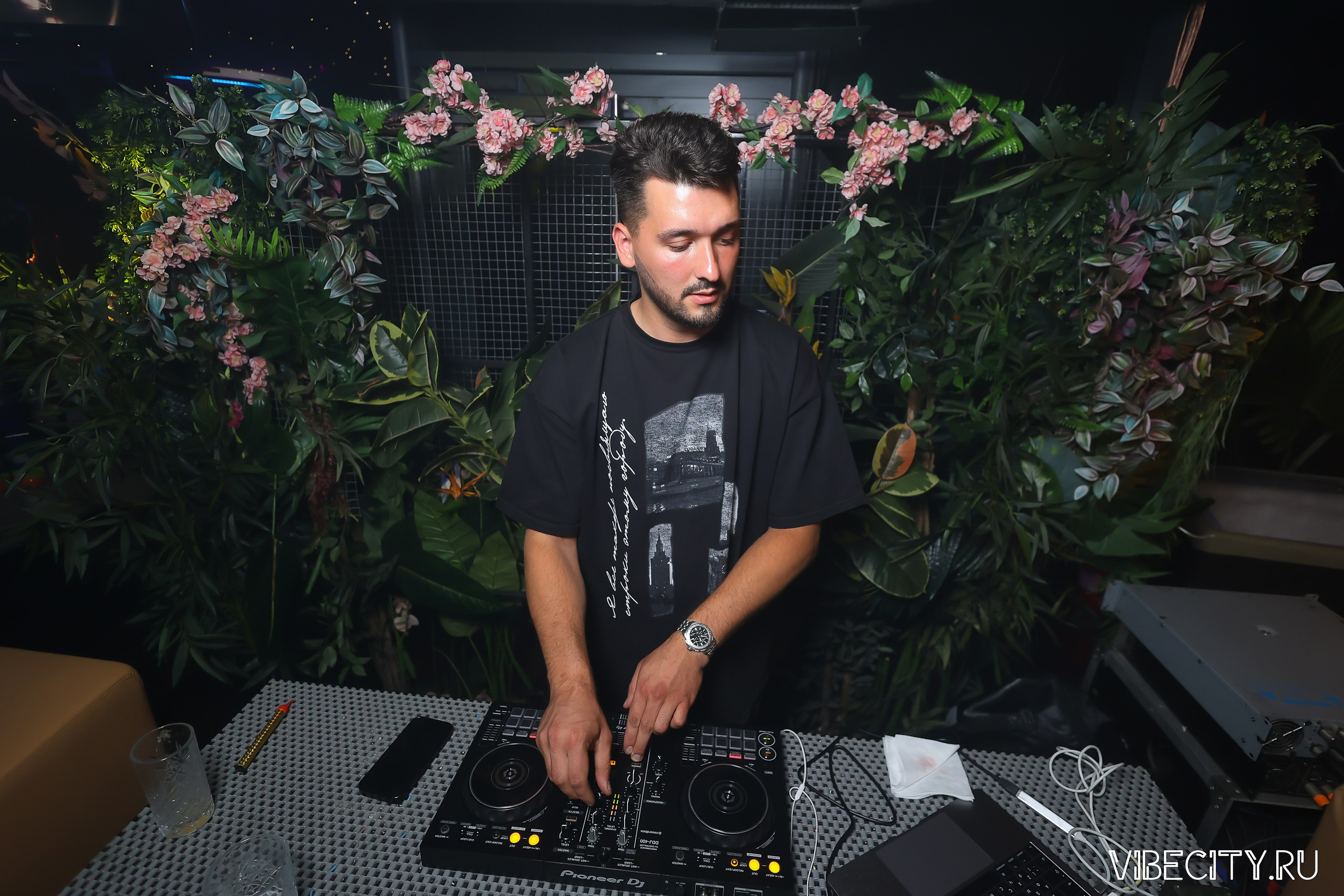 DOUBLE U. VIBECITY.RU Вайб Сити Ру Фоторепортажи Фотоотчеты Калининград