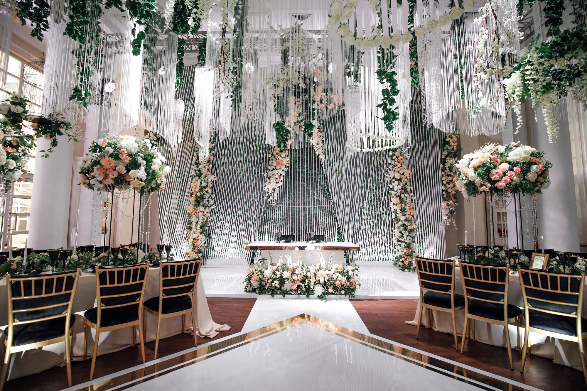 Decor and details. Любовь Чуляева — свадебный фотограф в Москве и Европе