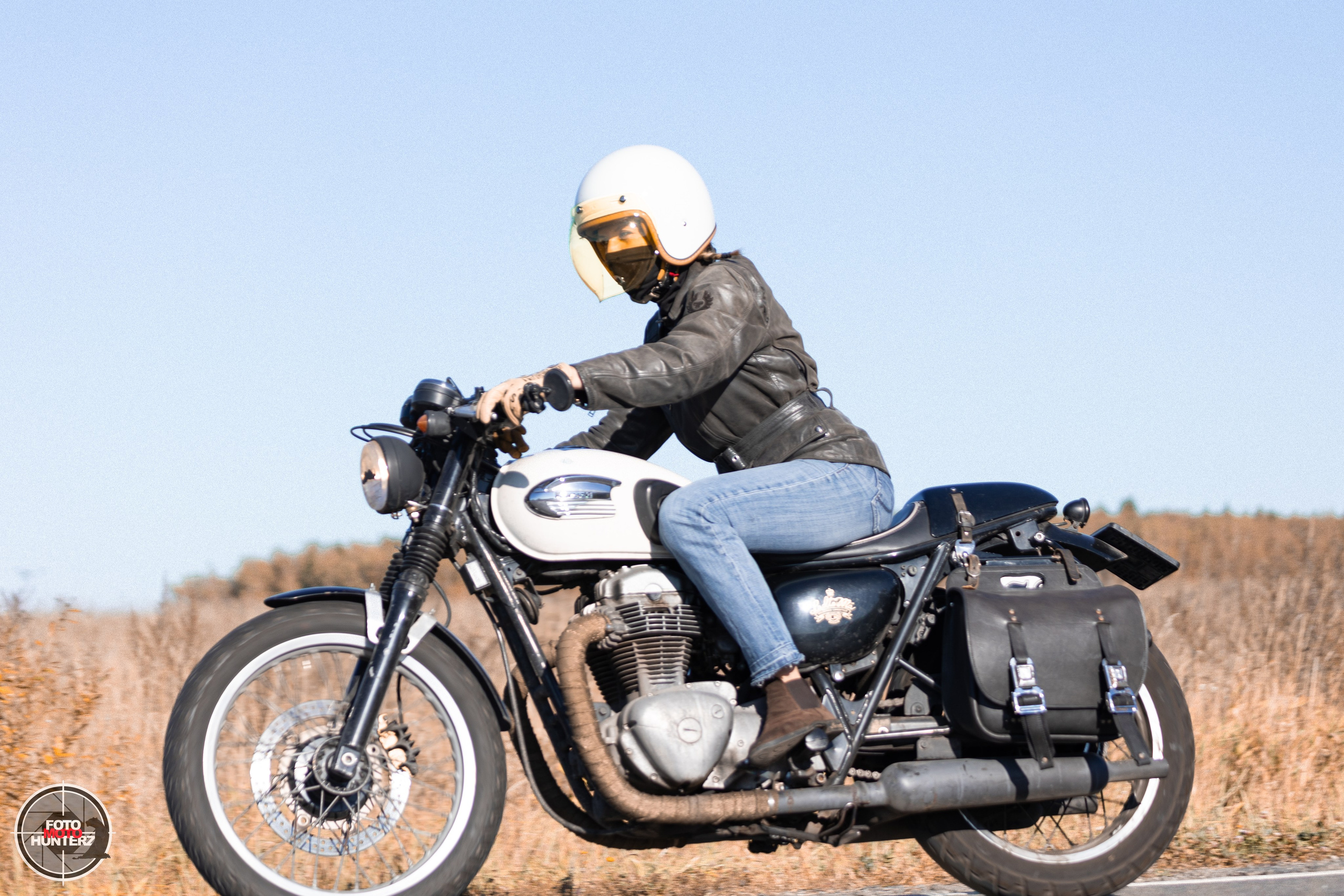 Мотоциклы на улицах города. Фотограф Ольга Гирусова «Пантерочка» Москва