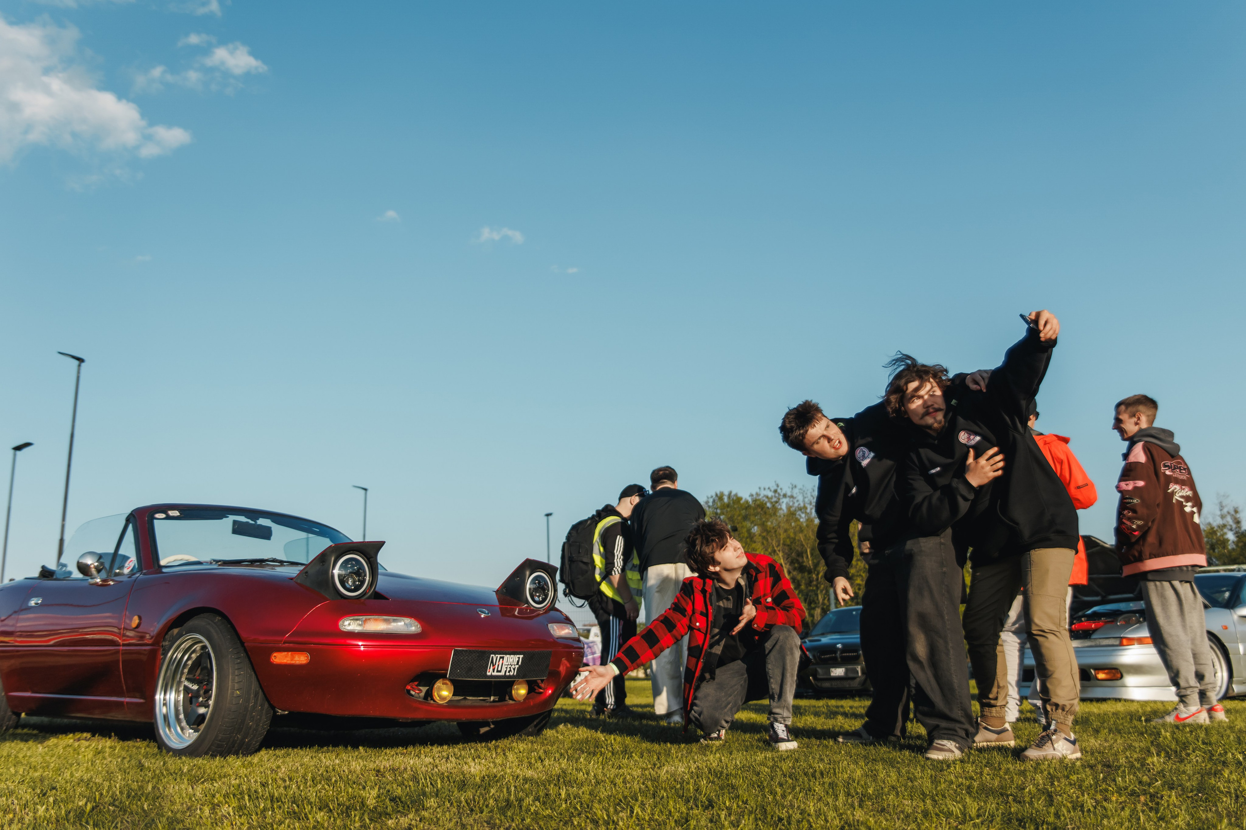 Выставка и дрифт машин. Репортажный фотограф. Москва. Алина Ланская