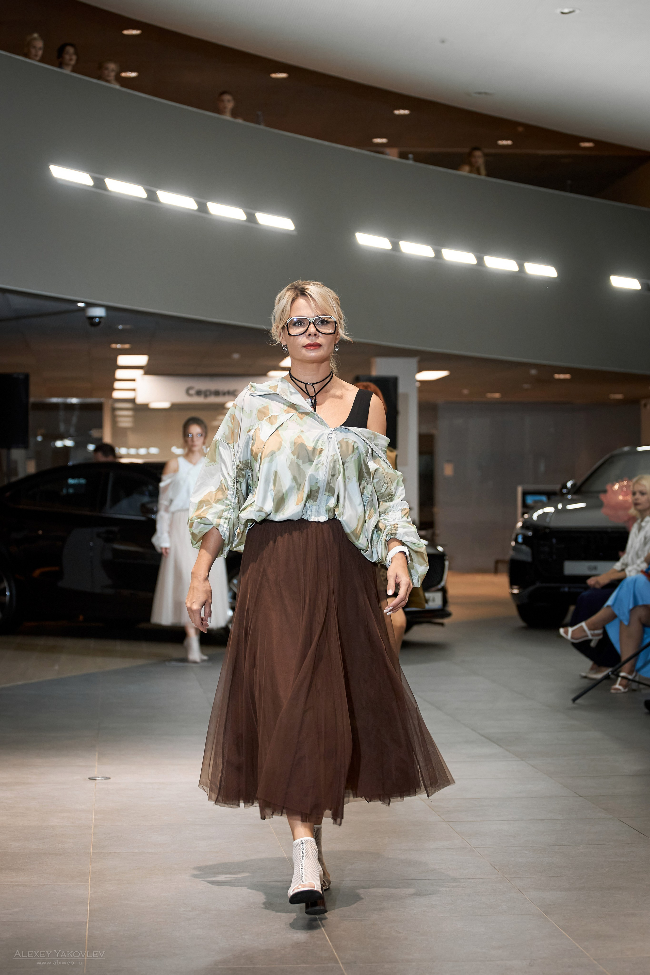 Модный показ PRE-FALL модельной школы Modeling+. Фотограф Алексей Яковлев