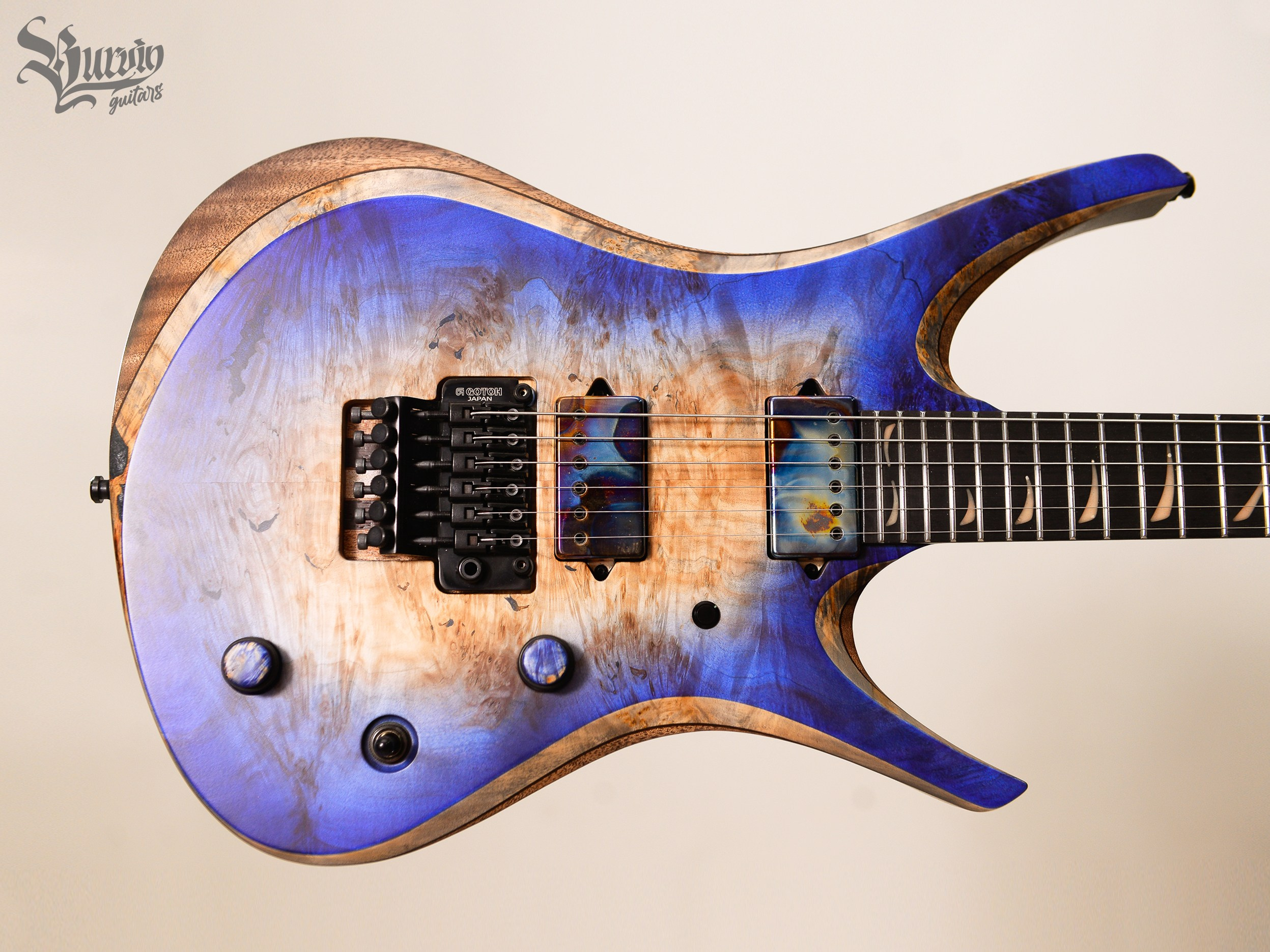 022 AXES. Master of making guitars and basses to order