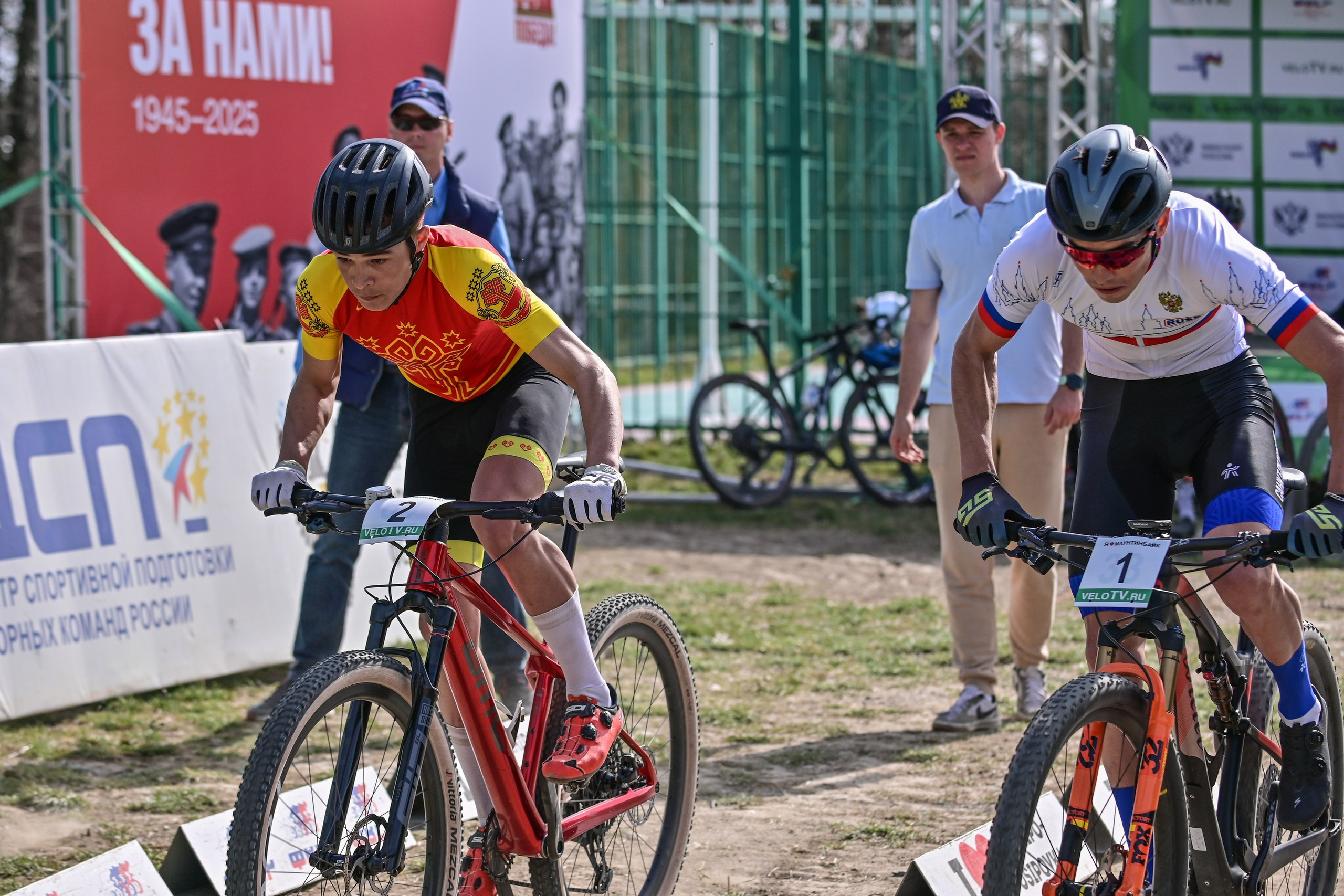 Маунтинбайк, кросс-кантри в Архипо-Осиповке 16 марта 2025. Спортивный фотограф, фотожурналист Павел Ларькин