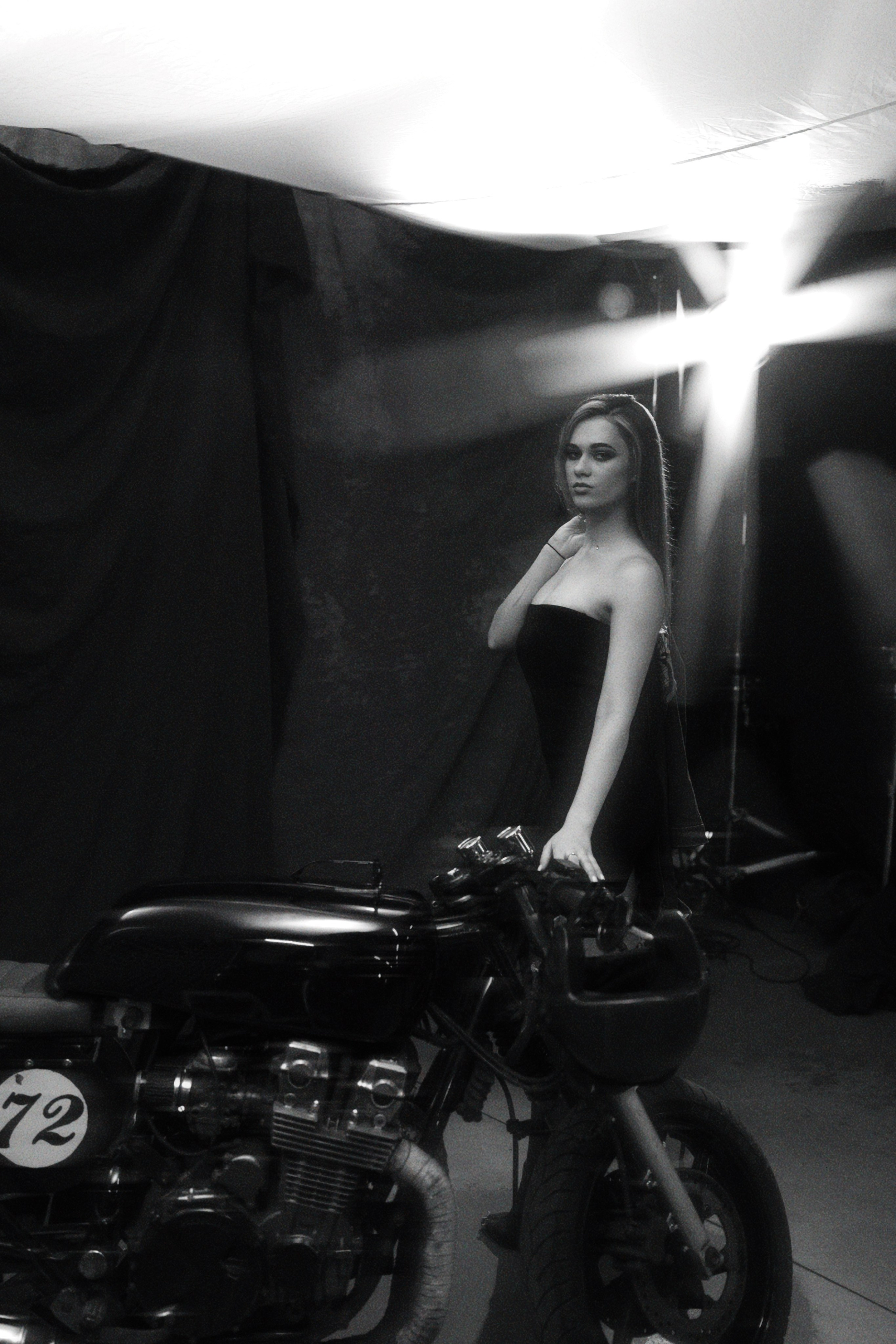 Алина. Hmliber — фотограф и контент-креатор из Петербурга