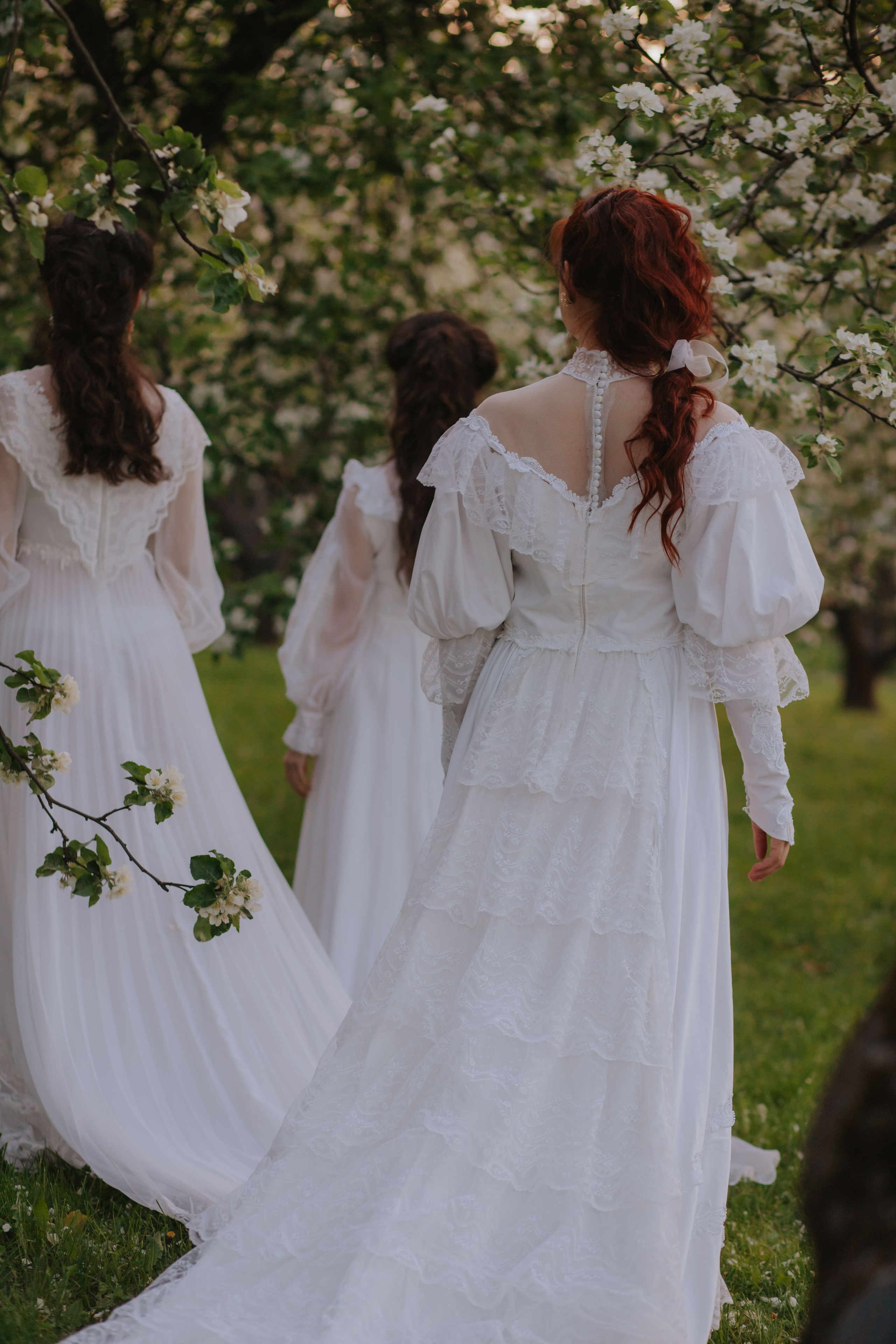 Яблоневый сад. Художественная винтажная фотография