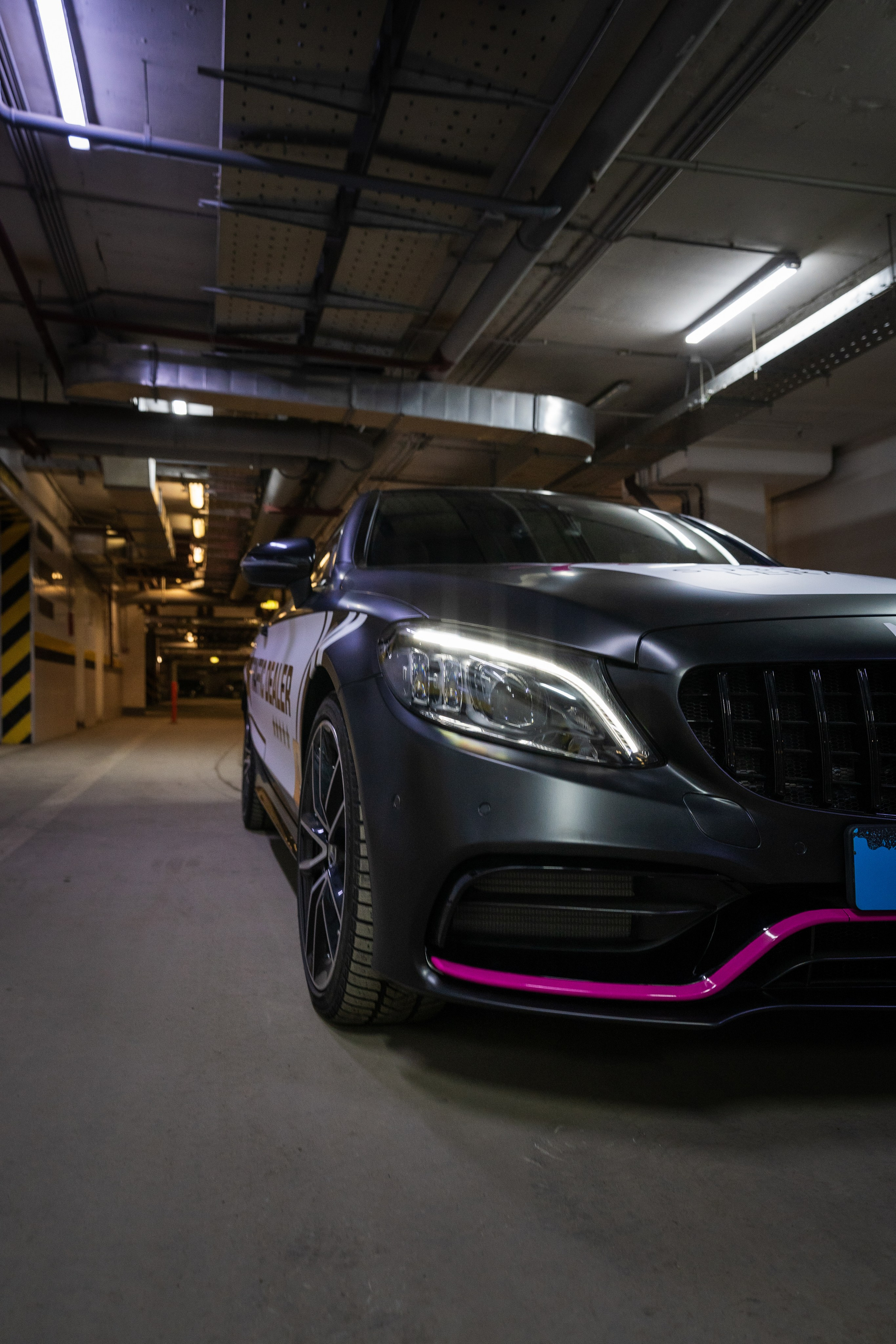 Винилография на Mercedes Benz C43 AMG. Студия дизайна и оклейки авто Barmaley Design