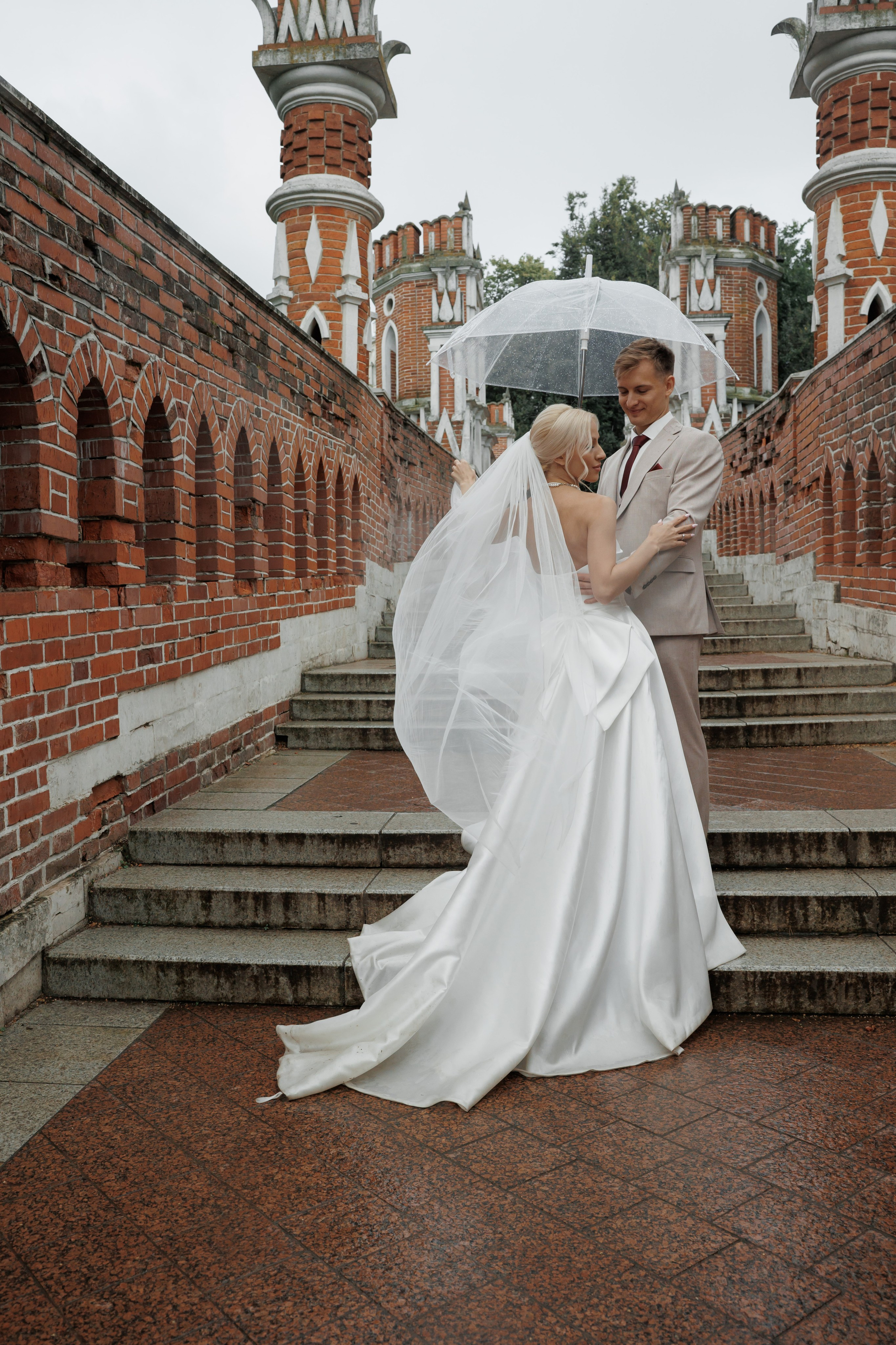 Отель «Милан», Шипиловский ЗАГС, прогулка в парке Царицыно. Свадебный и репортажный фотограф (Москва, Королев и другие)