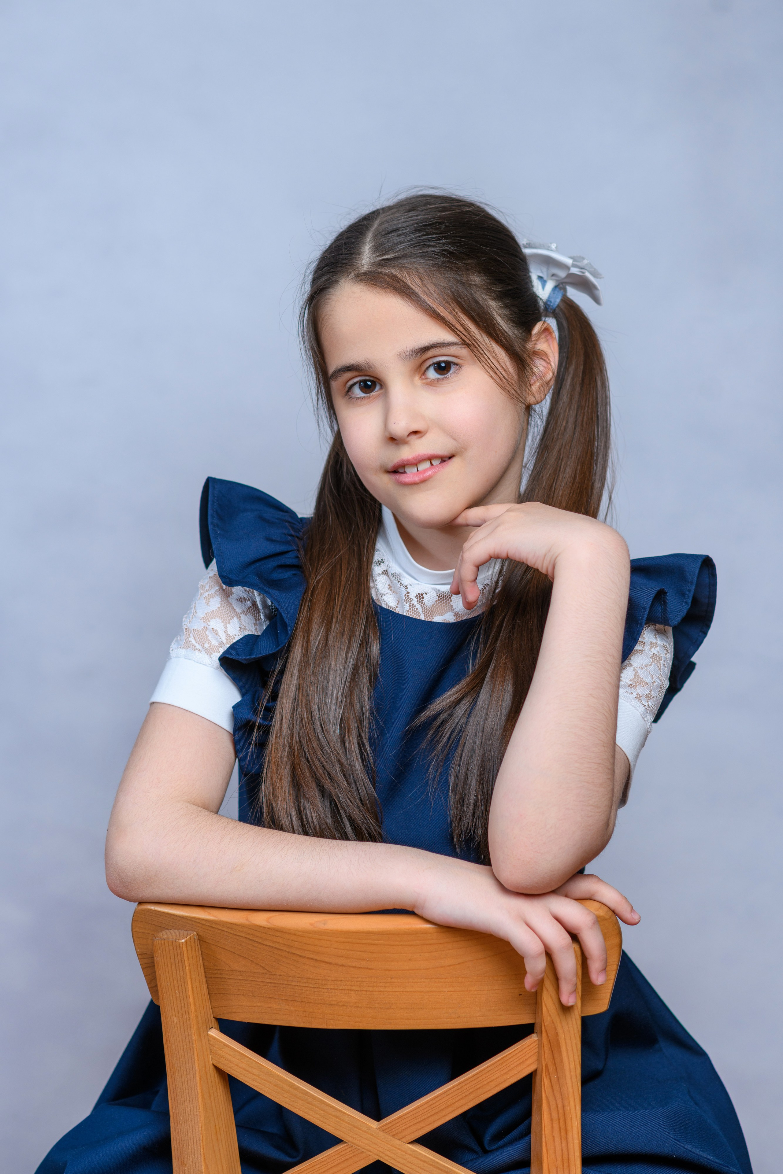 Начальная школа. Портреты на фоне. Первенцева Елена. Школьный фотограф в Москве и МО