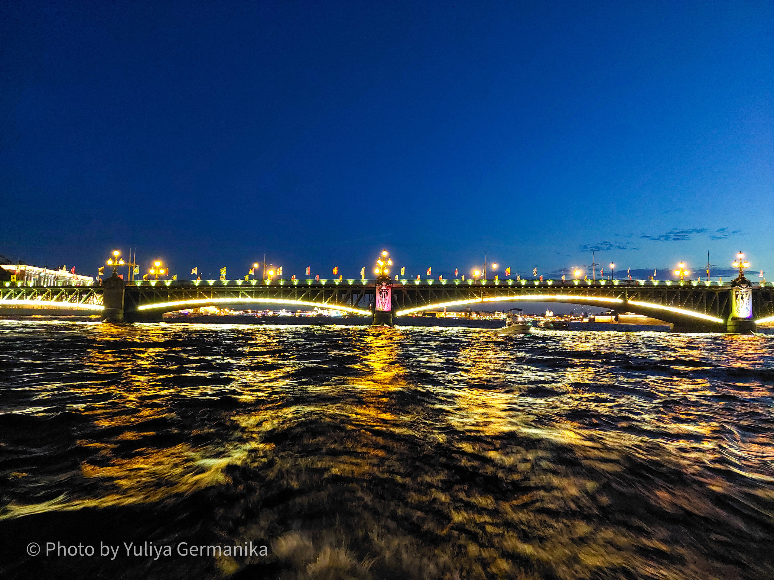 Разные фото на телефон.Города,природа. Фотограф-анималист Юлия Германика