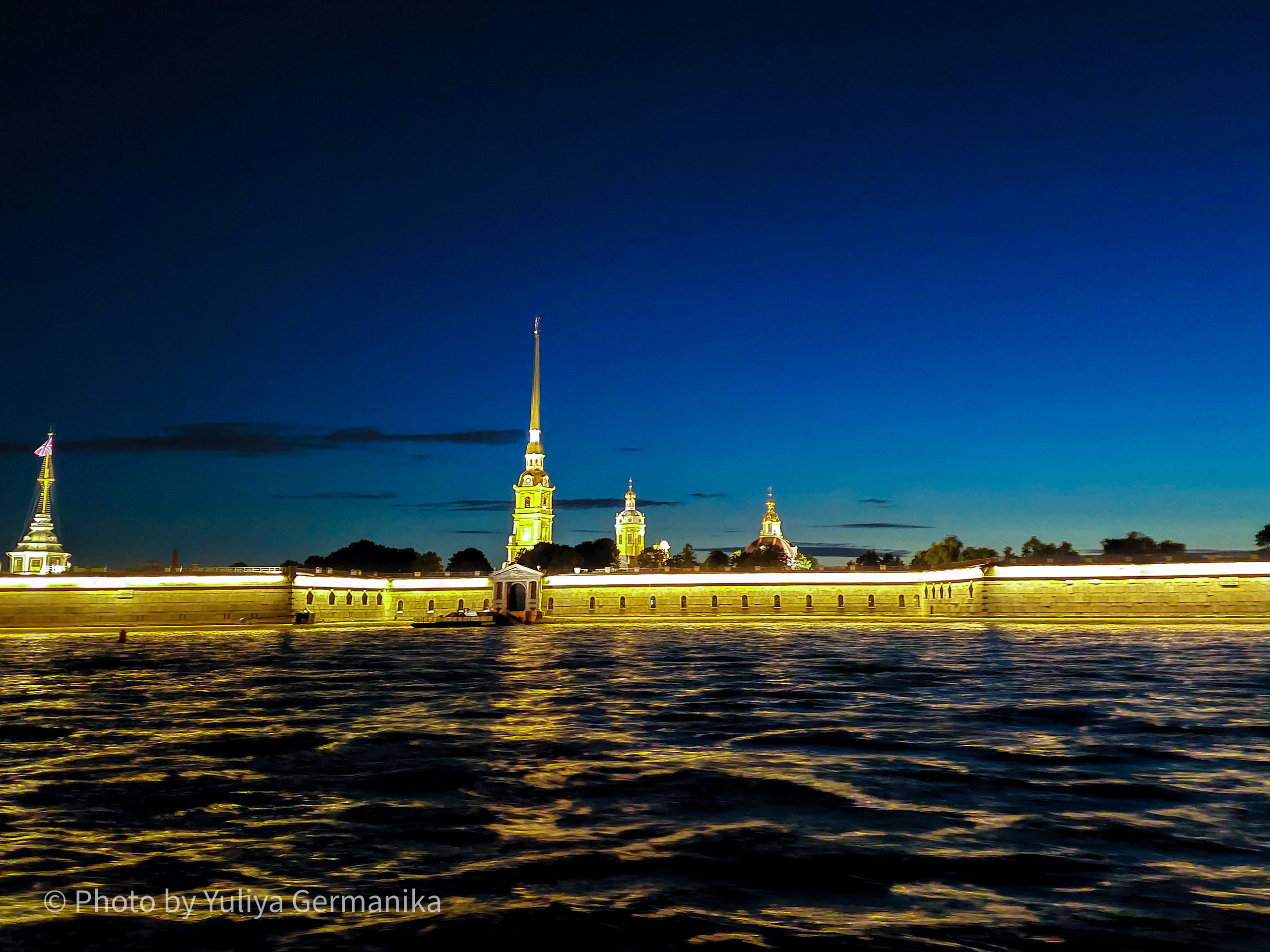 Разные фото на телефон.Города,природа. Фотограф-анималист Юлия Германика