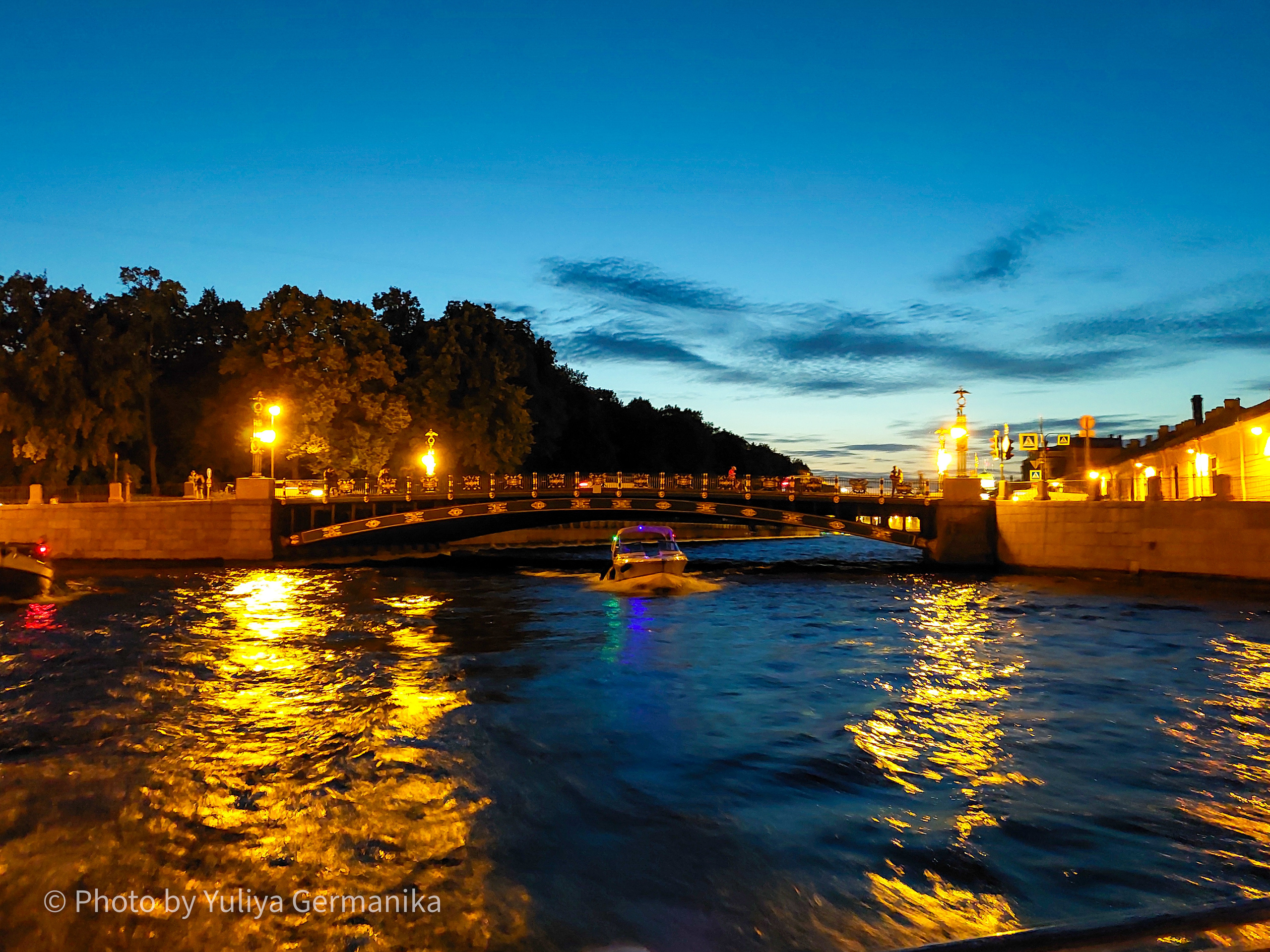 Разные фото на телефон.Города,природа. Фотограф-анималист Юлия Германика